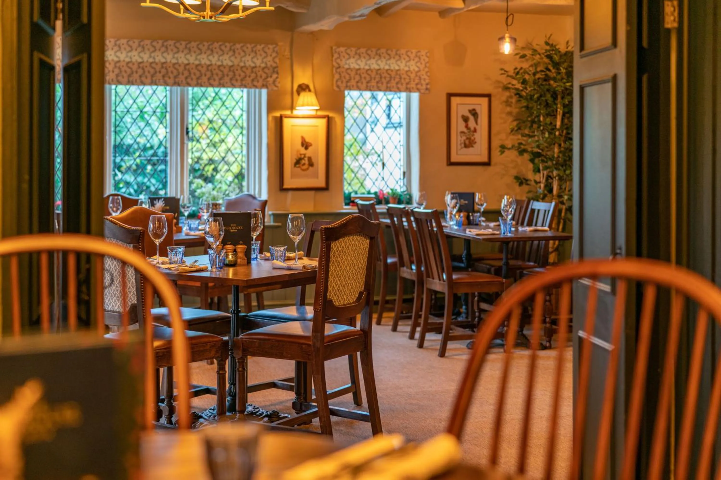 Restaurant/places to eat in The Old House Inn