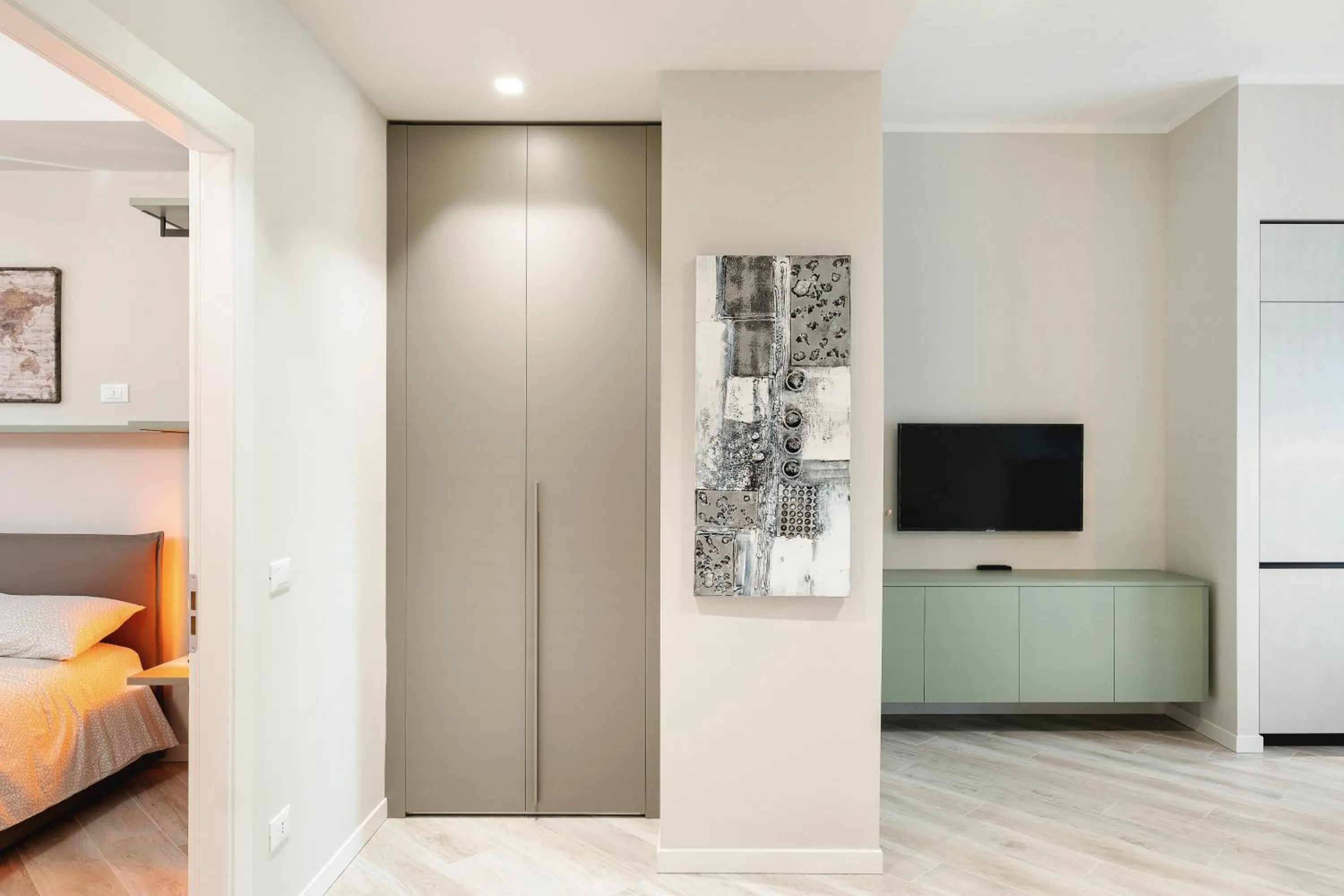 Decorative detail, Bed in Maggiore Residence Flats