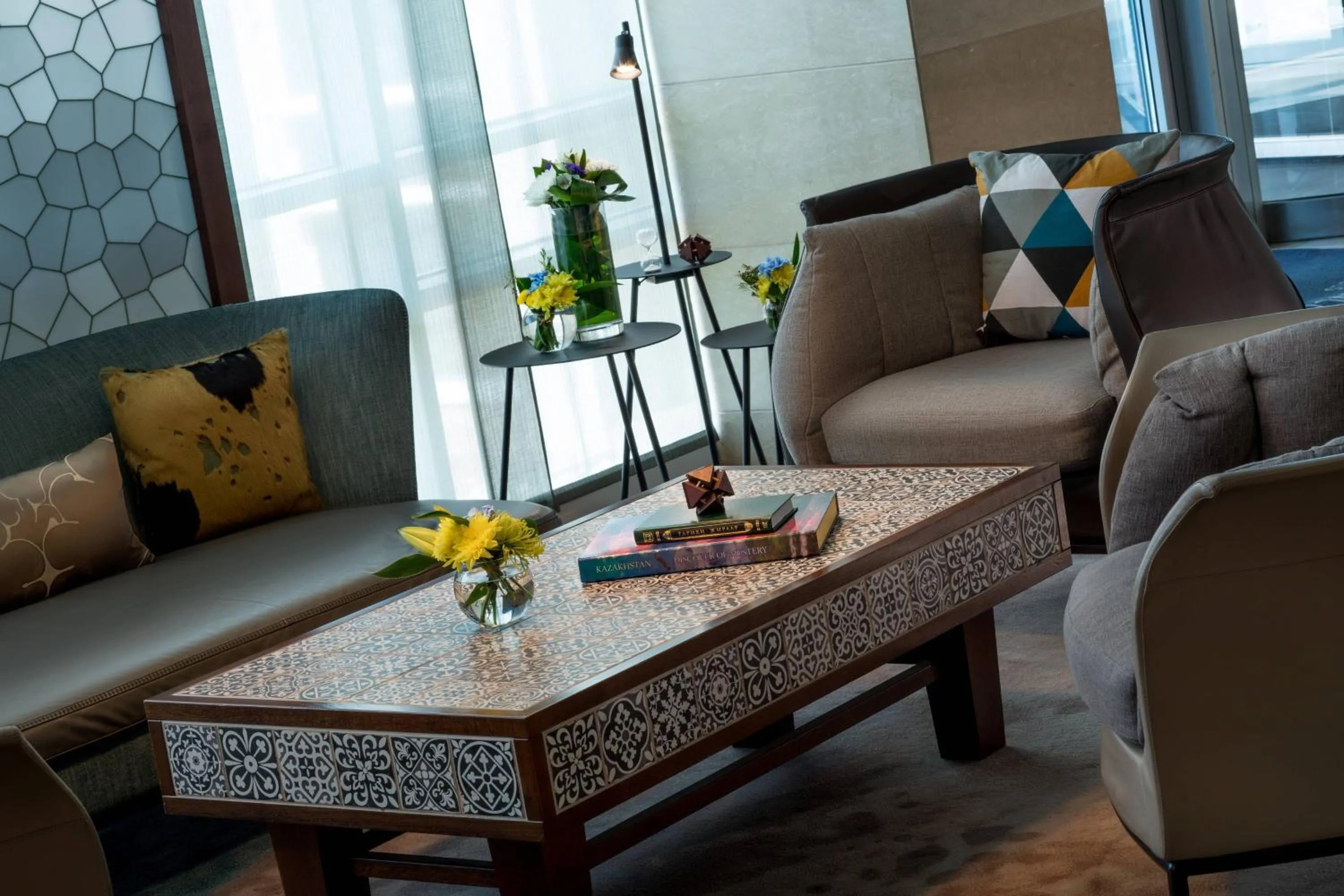 Lobby or reception in Renaissance by Crystall