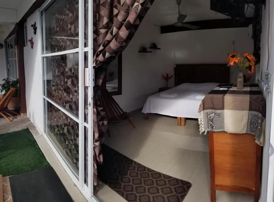 Photo of the whole room, Bed in Casa ka'an