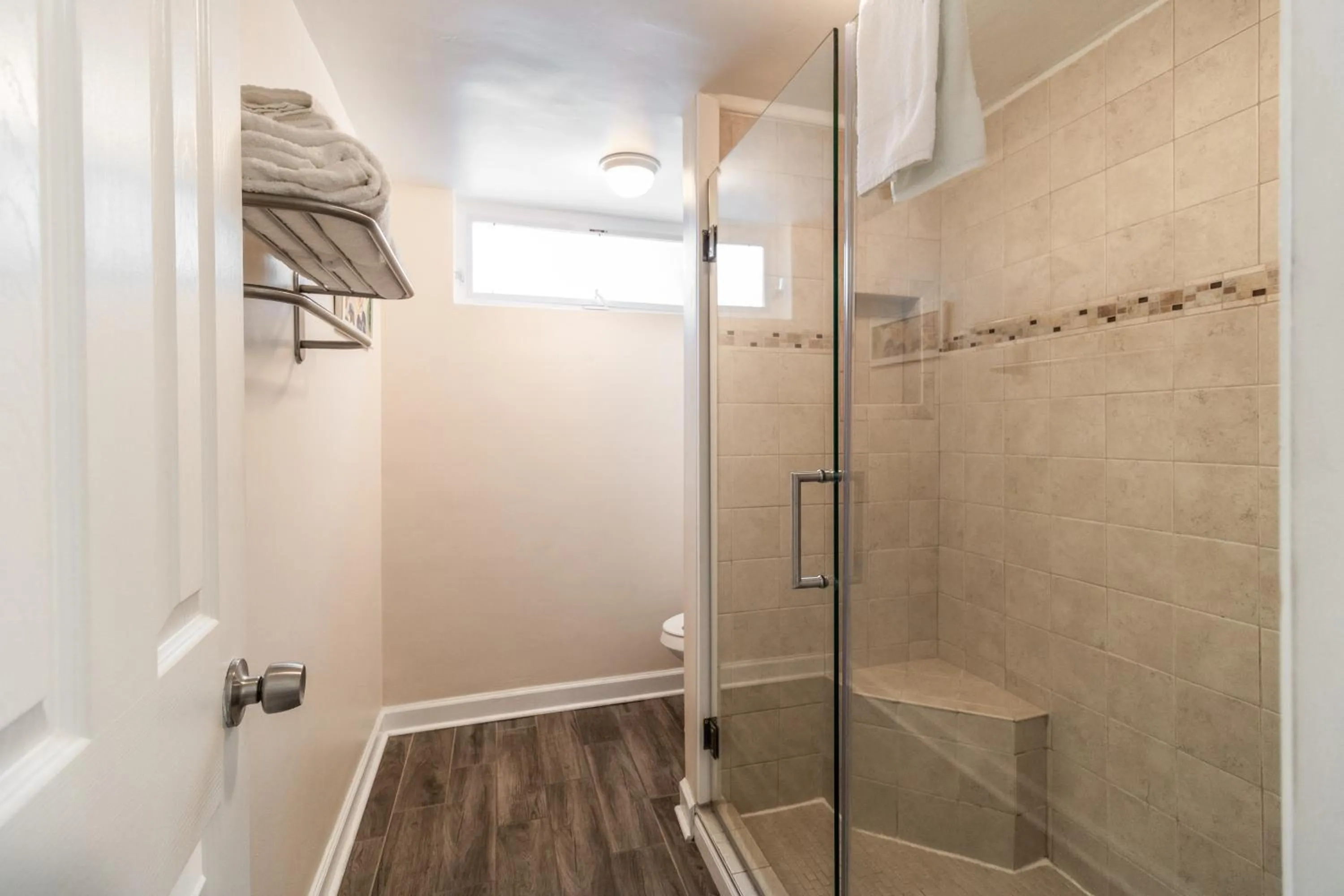 Shower in Oceanfront Litchfield Inn