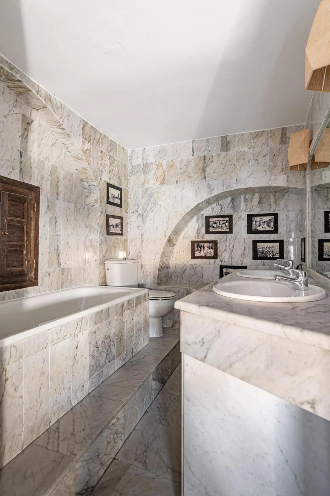 Bathroom in Eole Tarifa Rooms