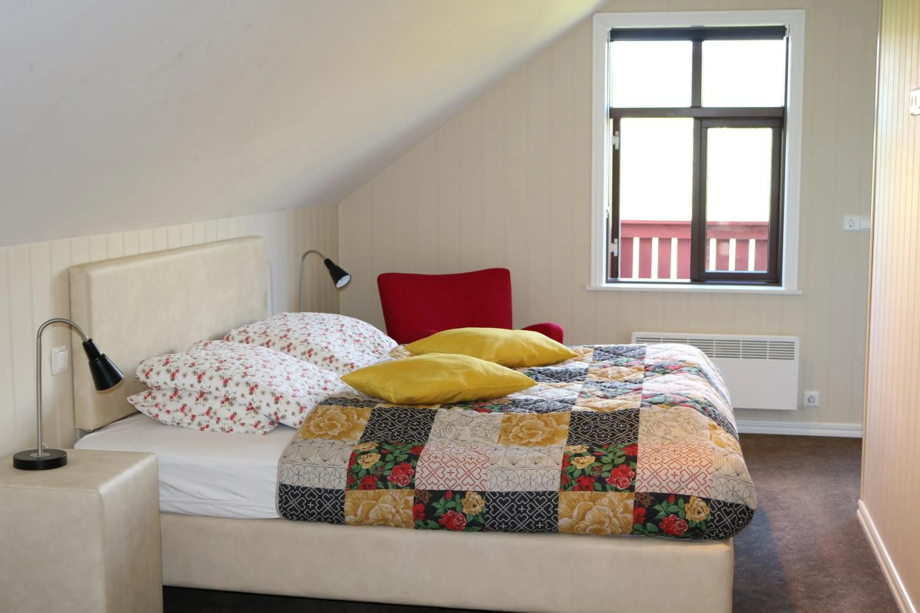 Bed in Sólheimahjáleiga Guesthouse