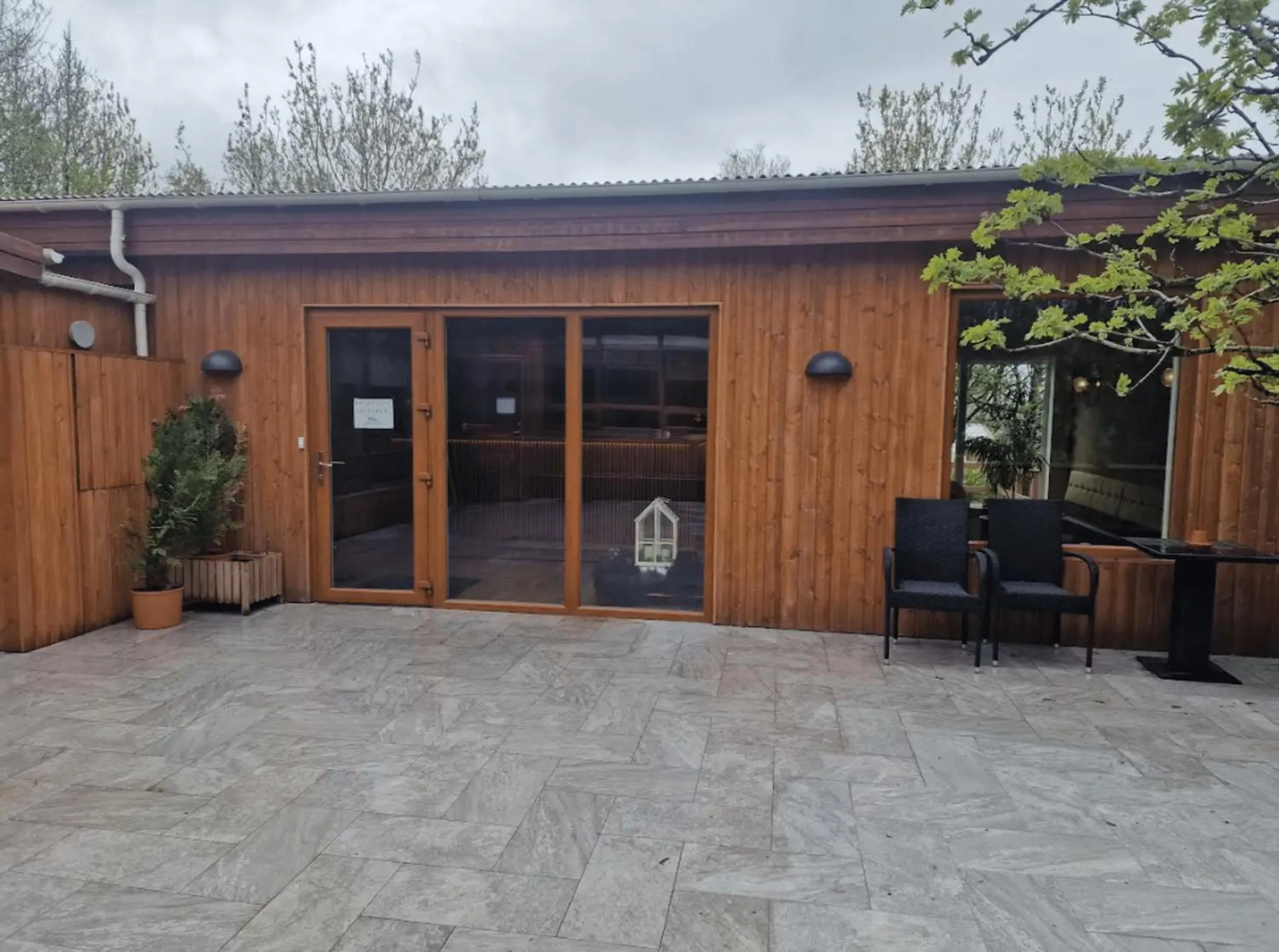 Property building in Sólheimahjáleiga Guesthouse