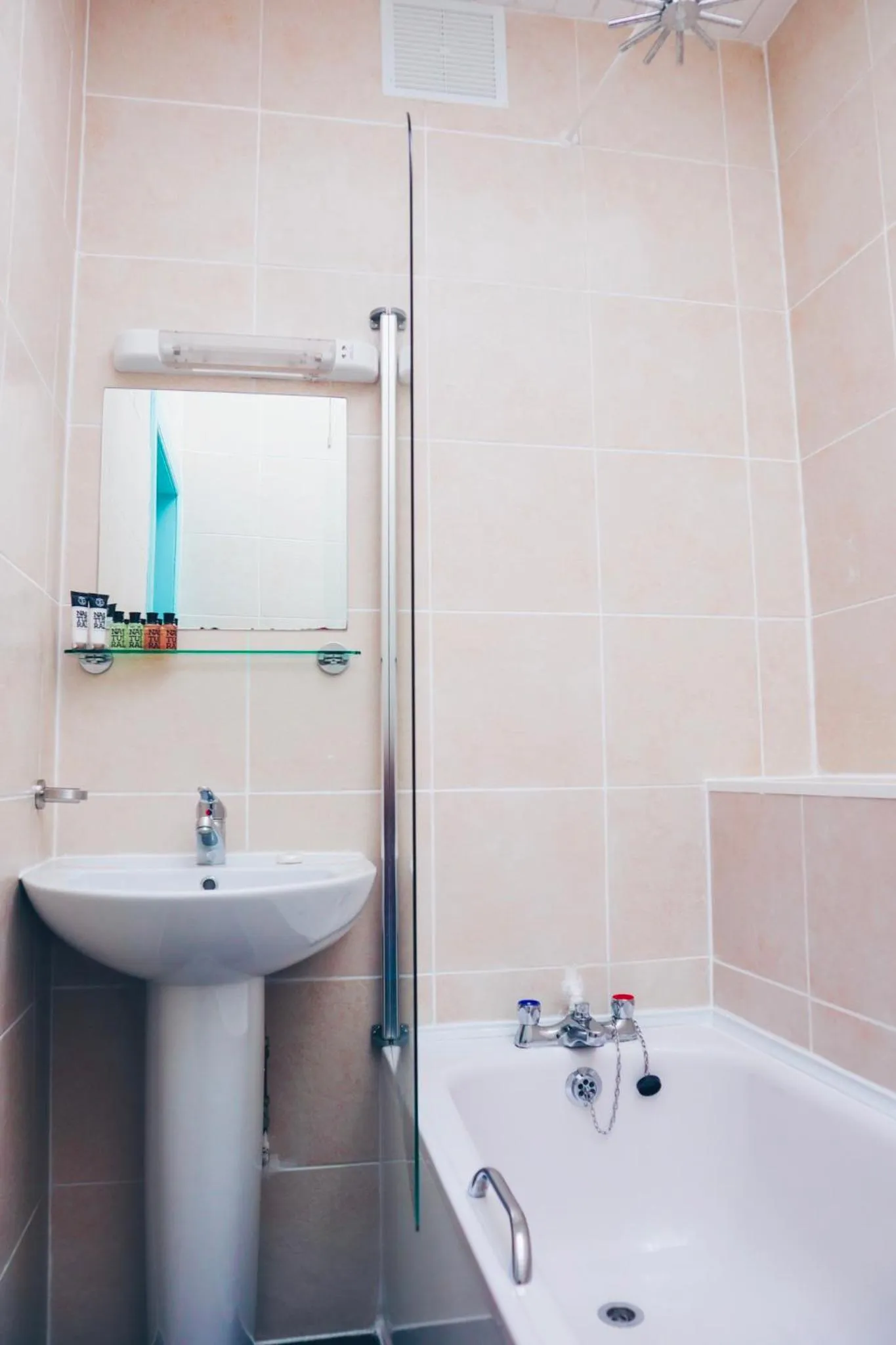 New Town Guest House (Adults Only)