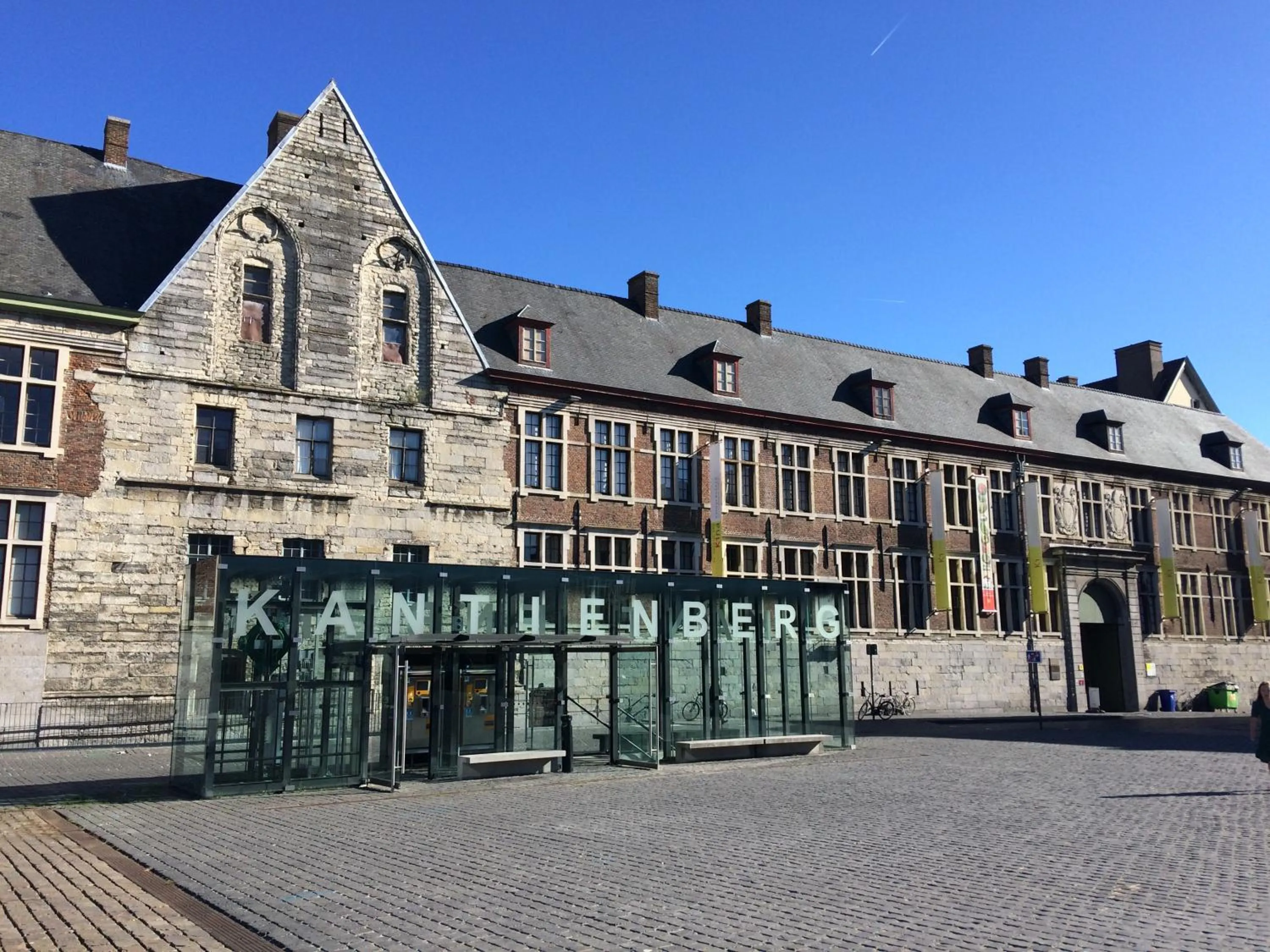 Nearby landmark in Designflats Gent