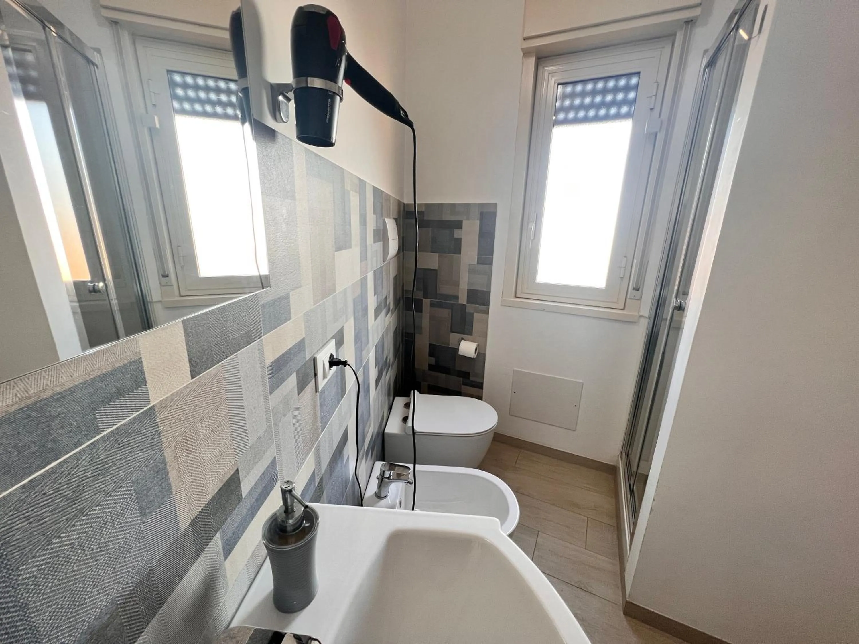 Shower in Colle Greco