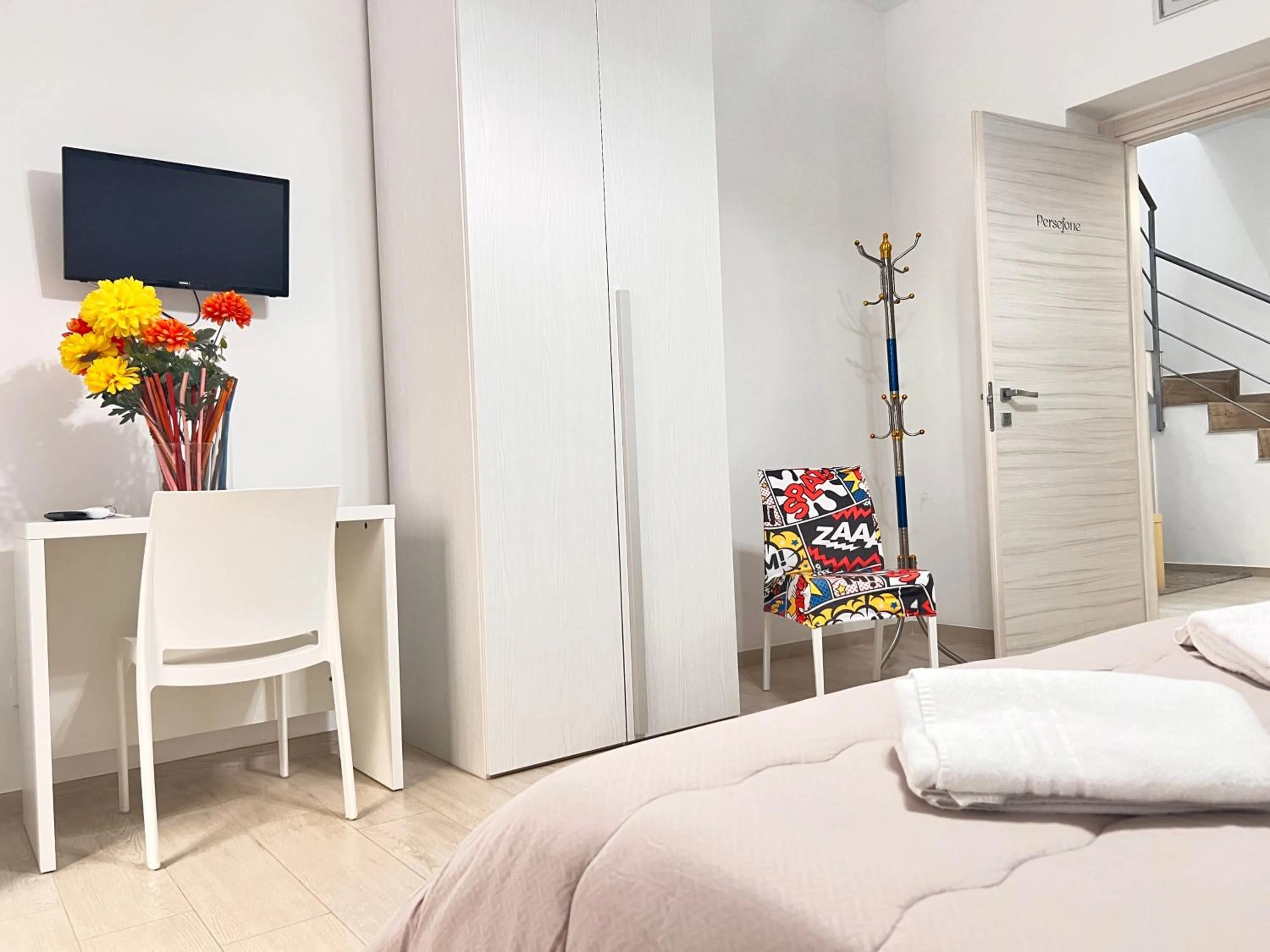 Bedroom, Bed in Colle Greco