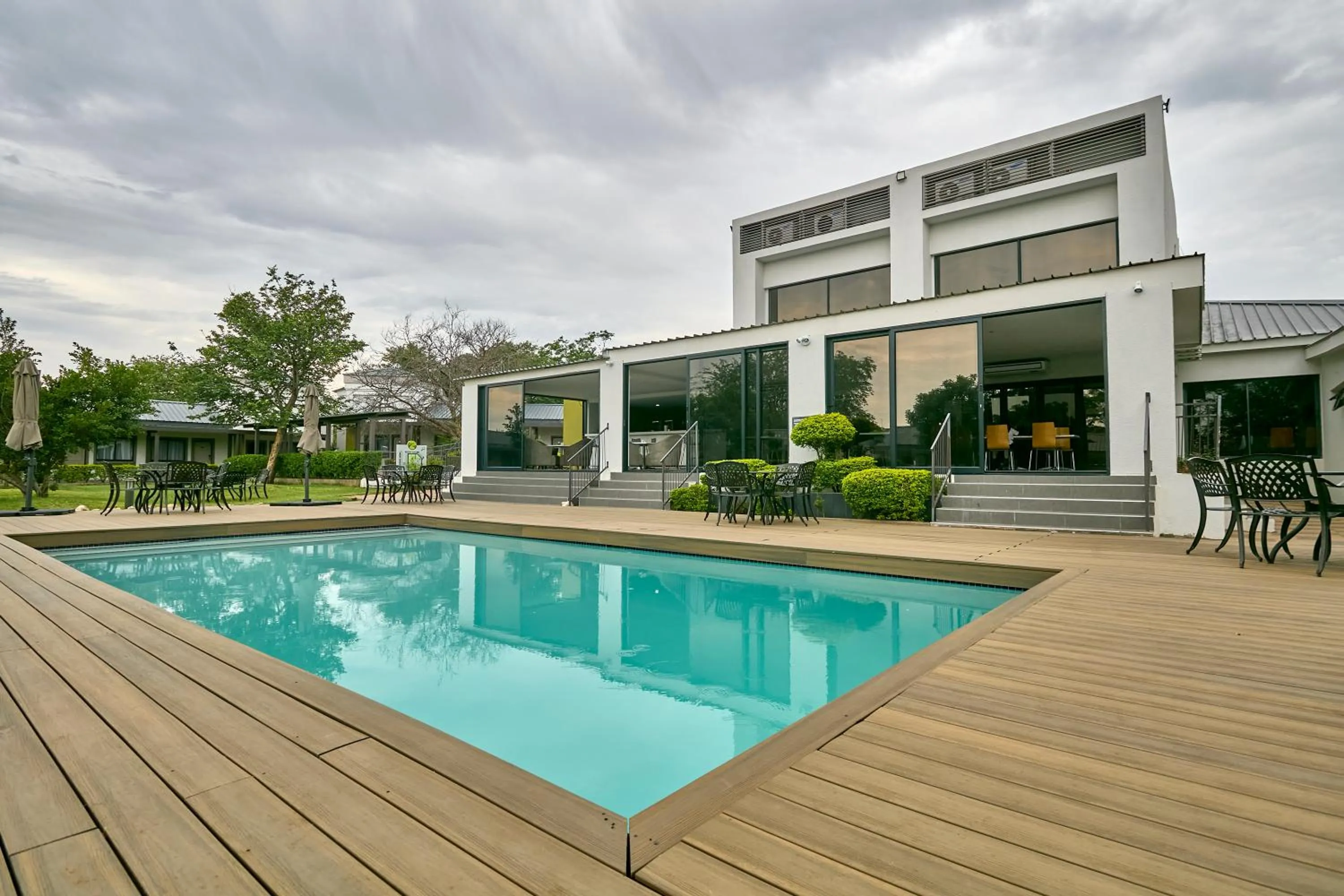 Swimming pool in Travelodge Kasane