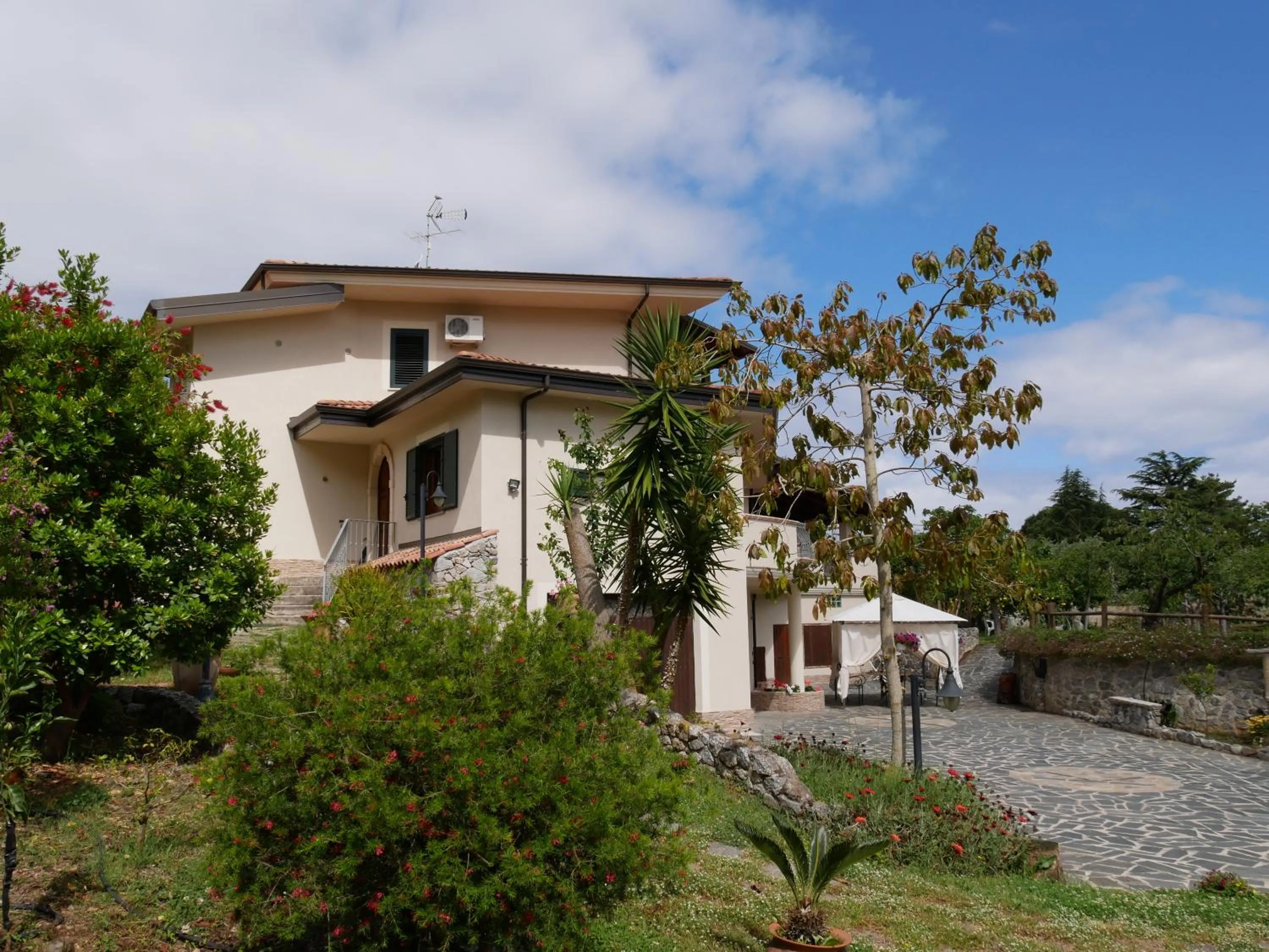 Facade/entrance in B & B Korello