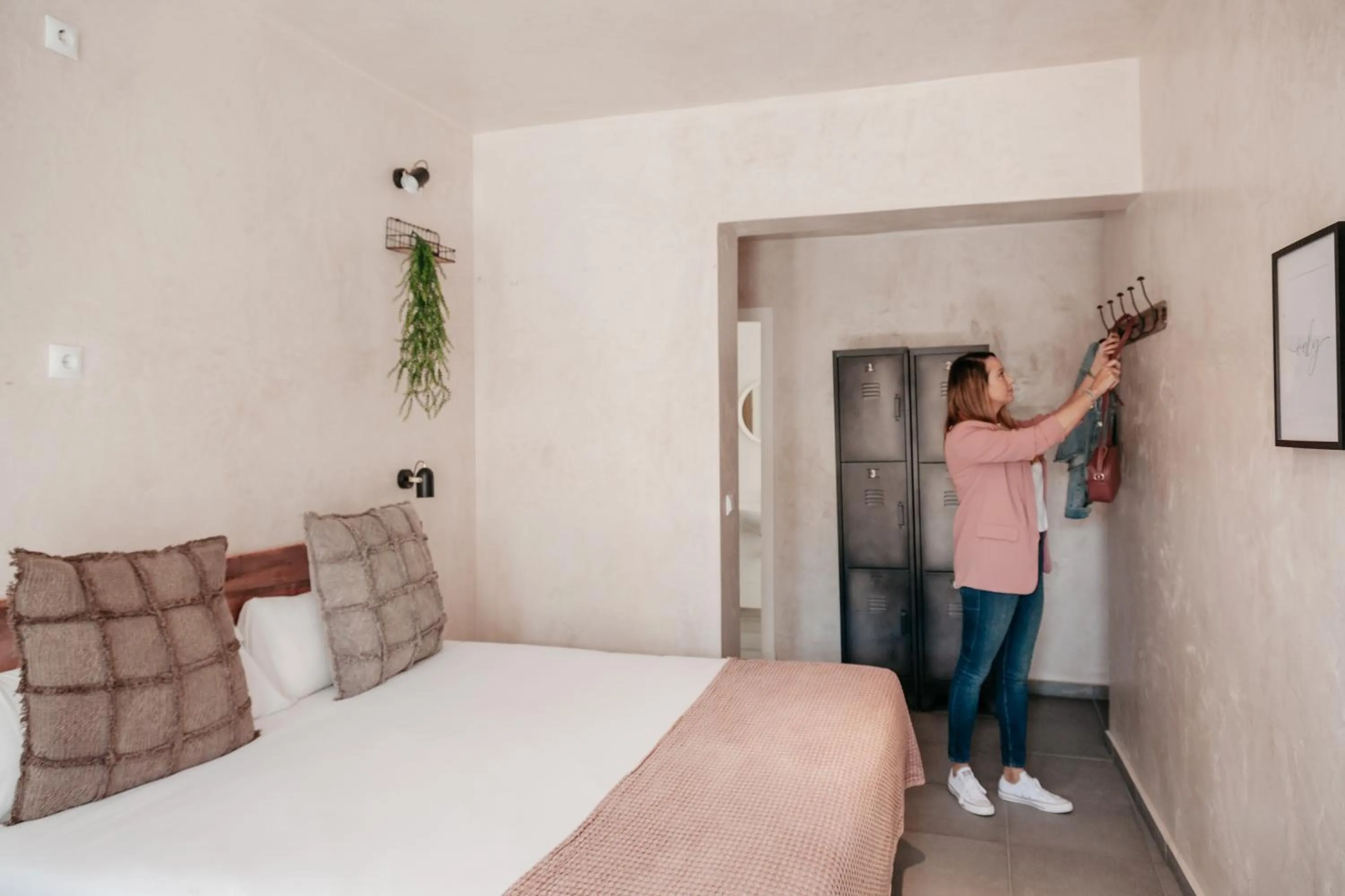 Photo of the whole room, Bed in ASTUTO Boutique Jerez - Adults Only