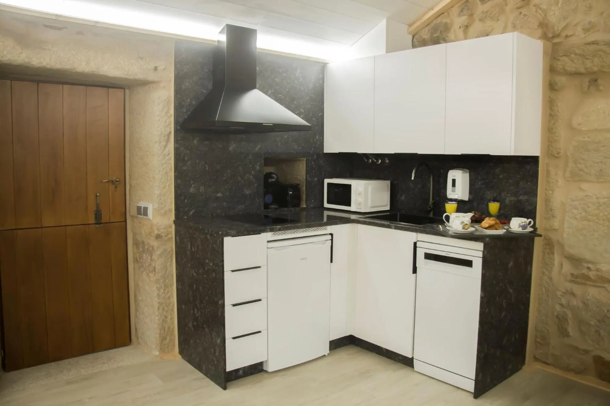 Property building in Duerming O Casal da Martiña