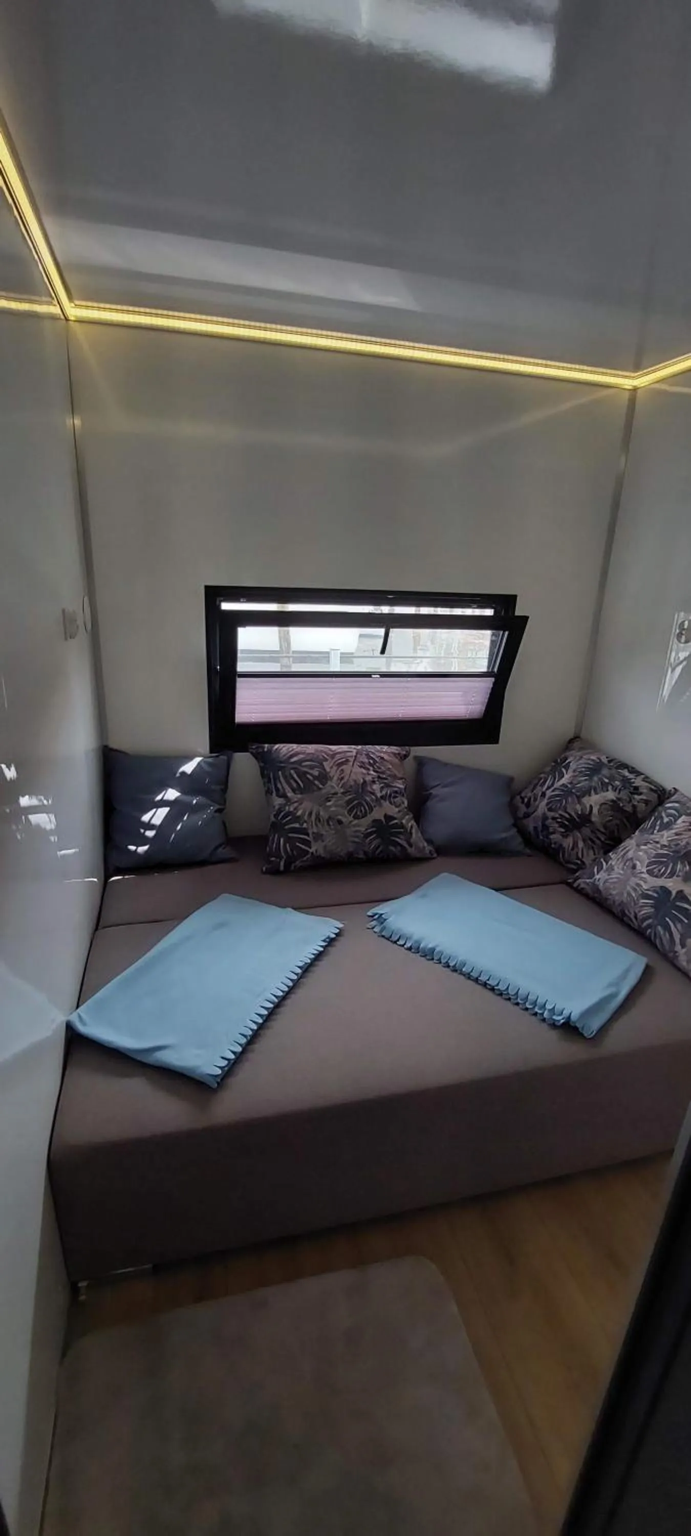 Bed in La Mare Resort