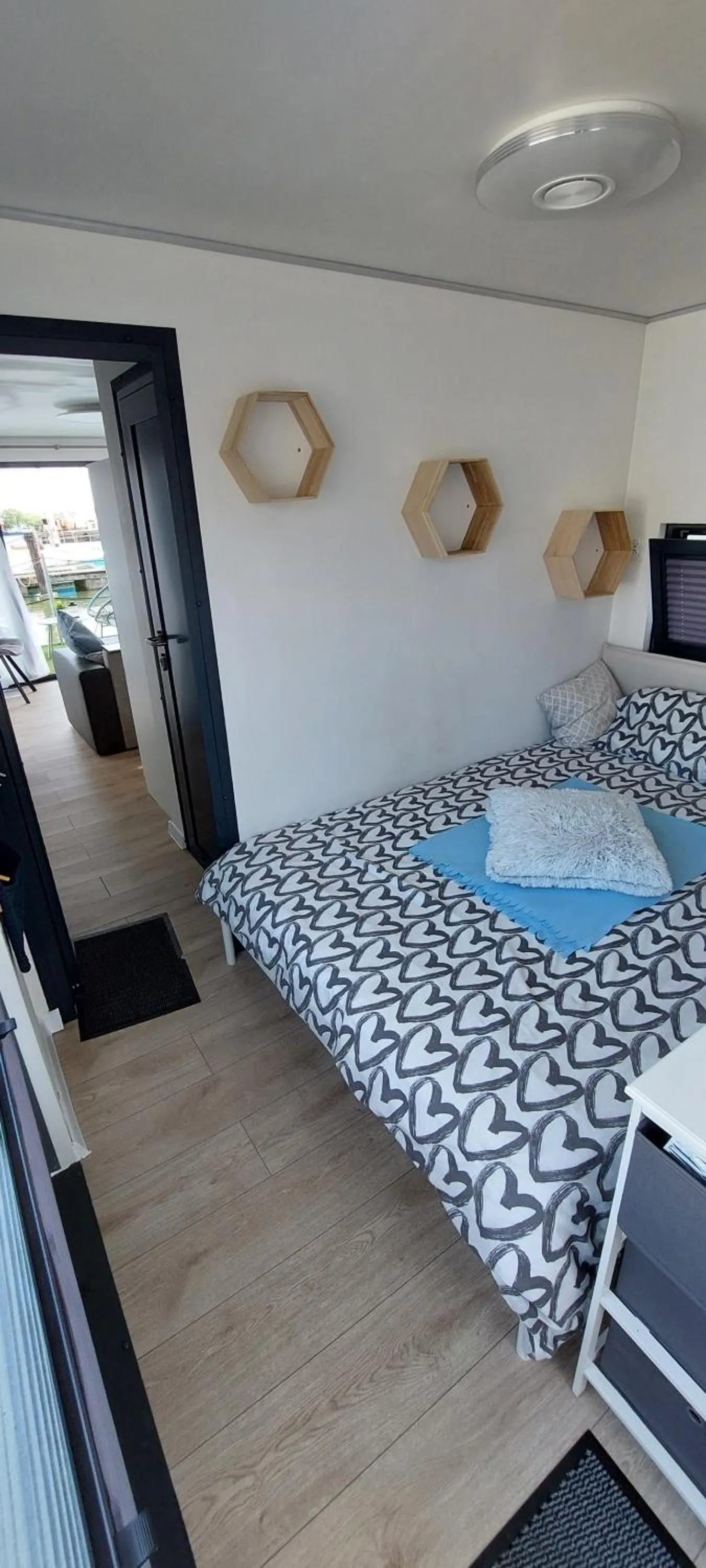 Bed in La Mare Resort