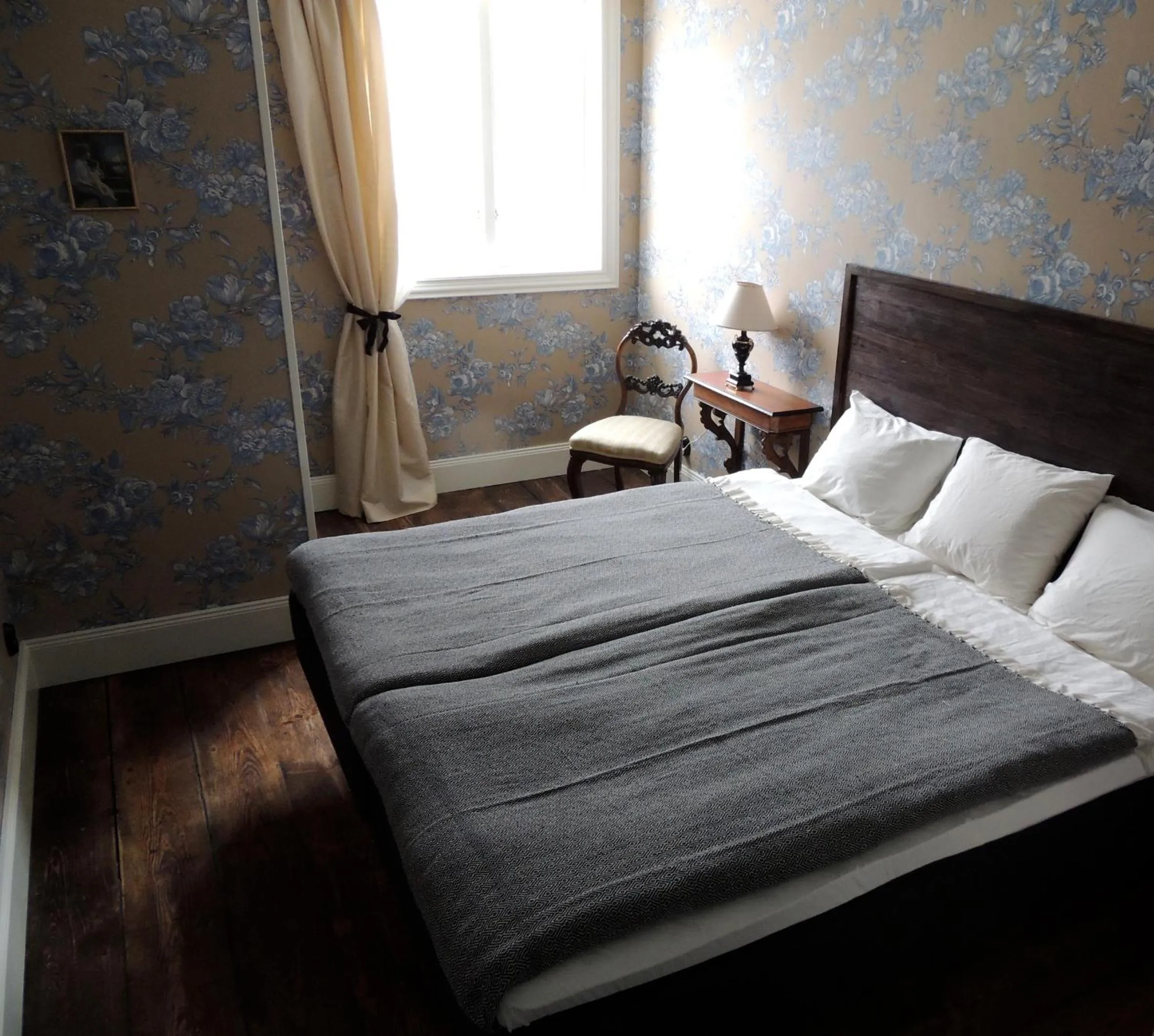 Day, Bed in Ardrebo B&B