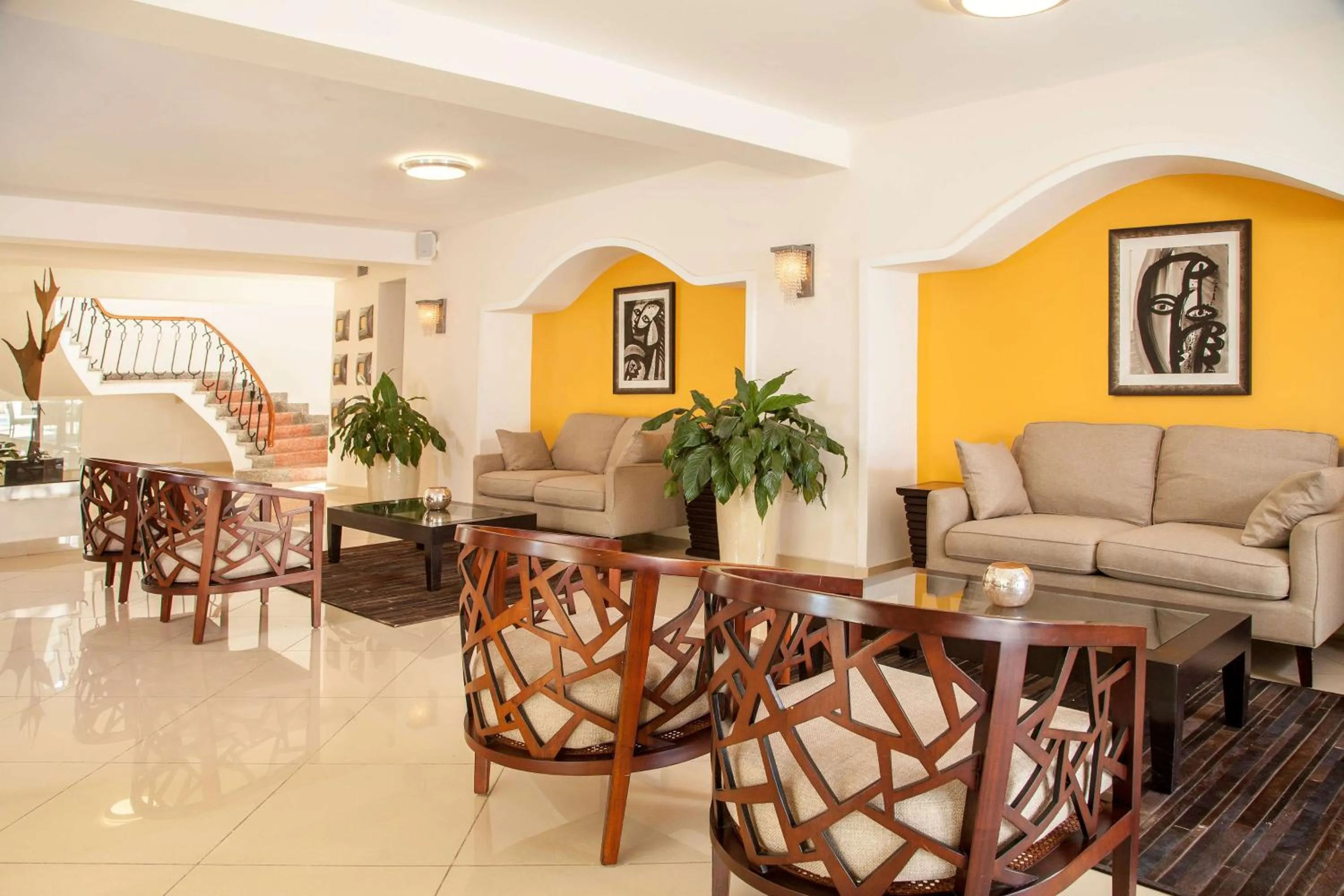 Lobby or reception in El Rancho Haiti