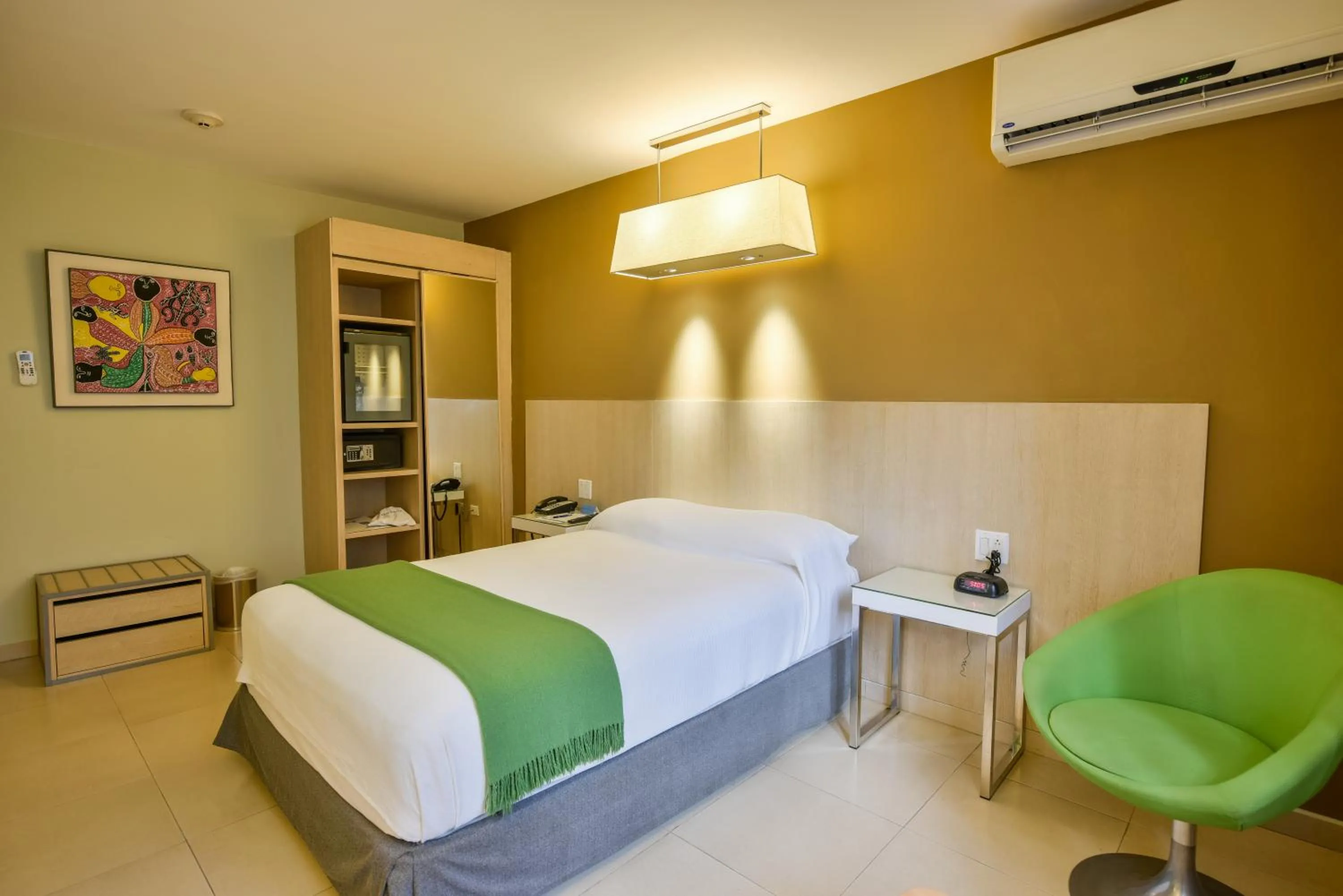 Bed in El Rancho Haiti