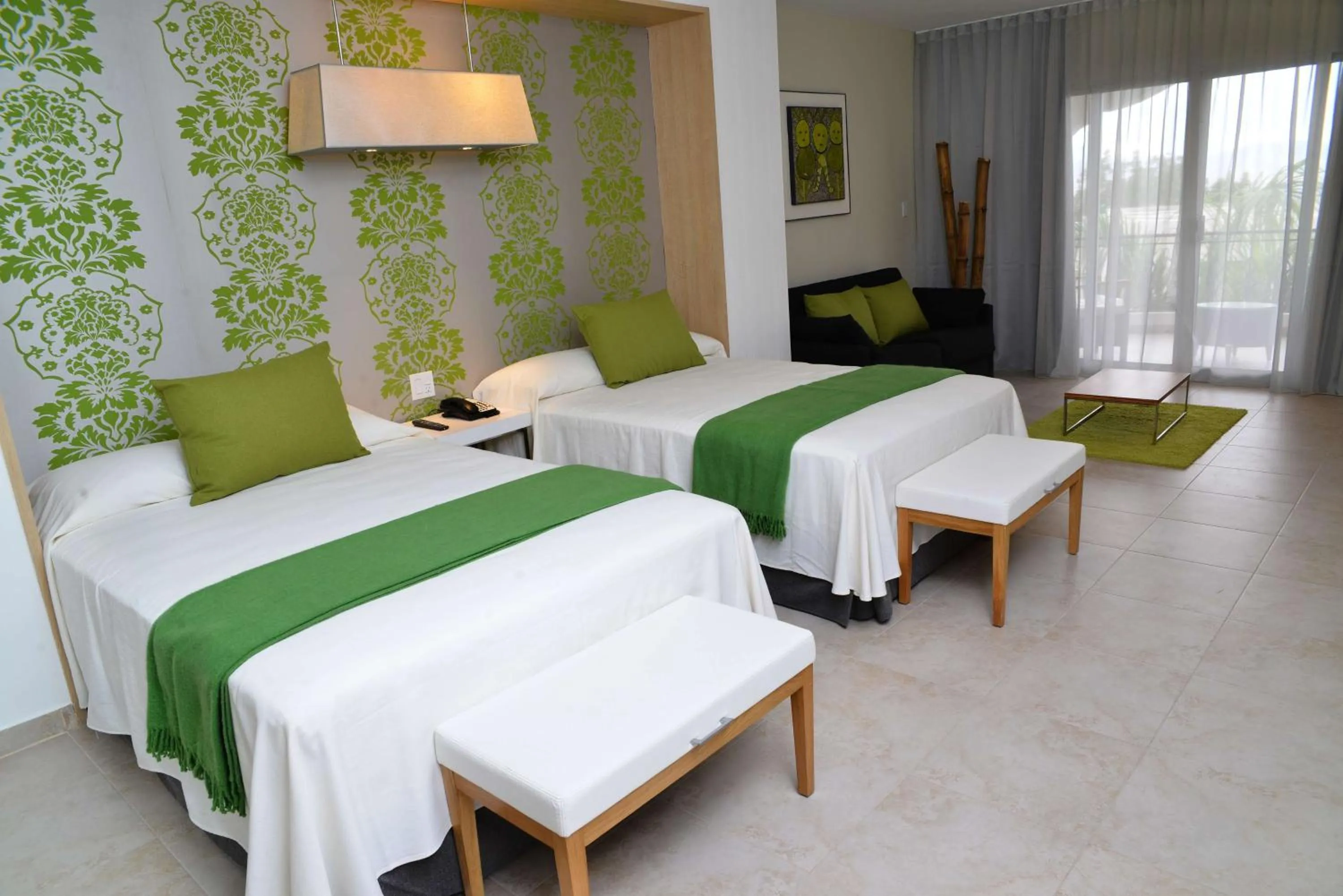 Photo of the whole room, Bed in El Rancho Haiti