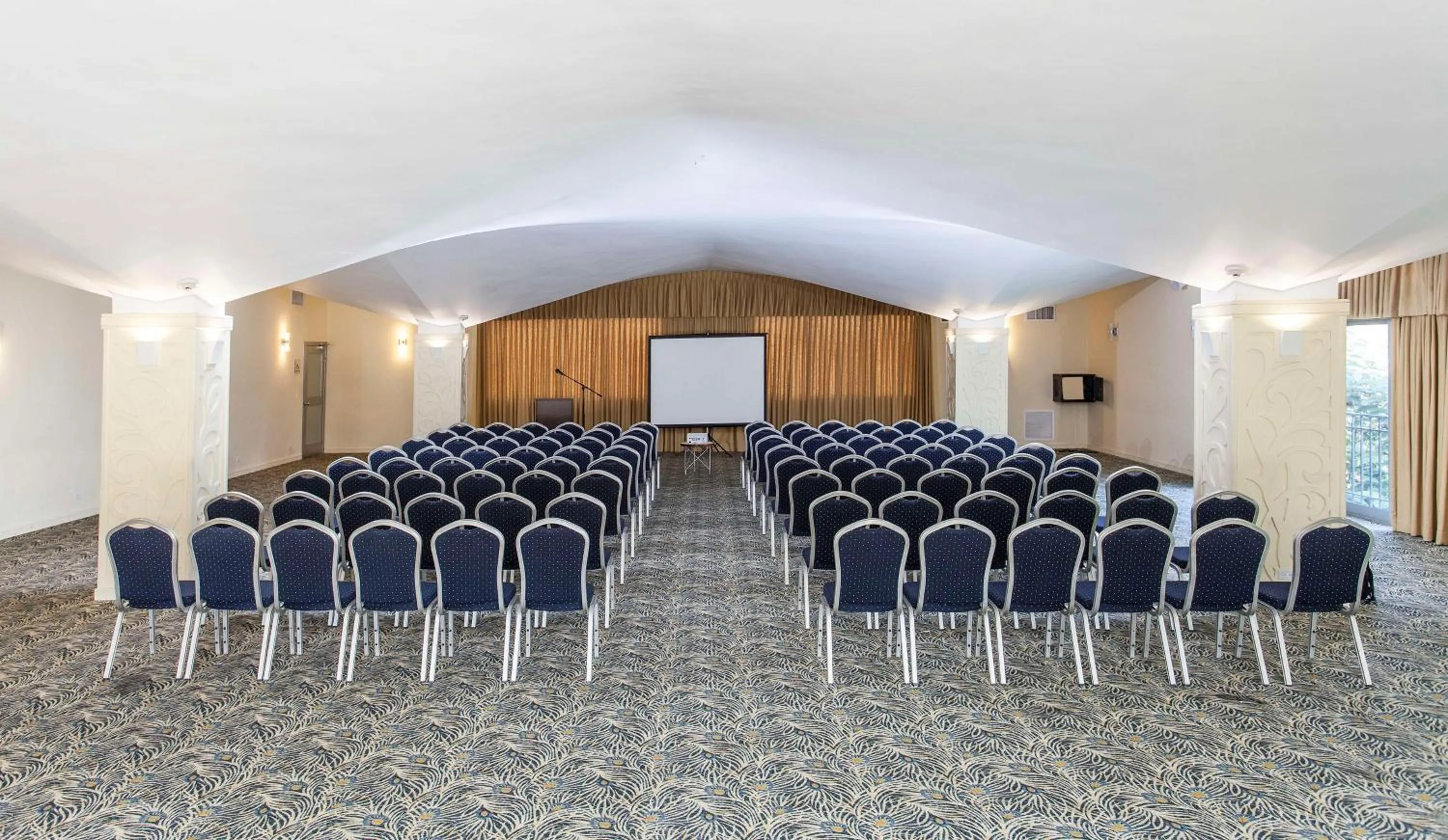 Bedroom in El Rancho Haiti
