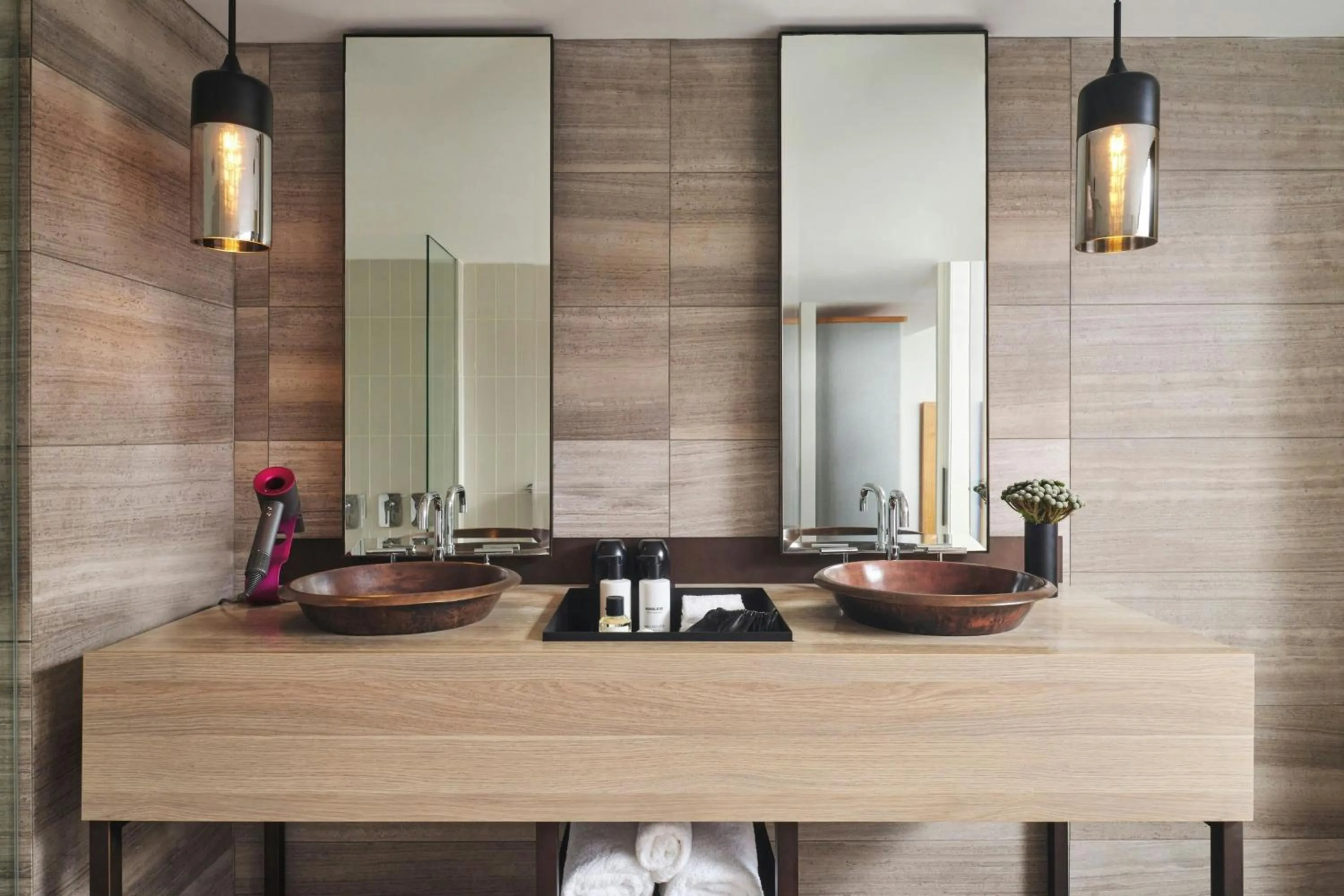 Bathroom in Pier One Sydney Harbour, Autograph Collection