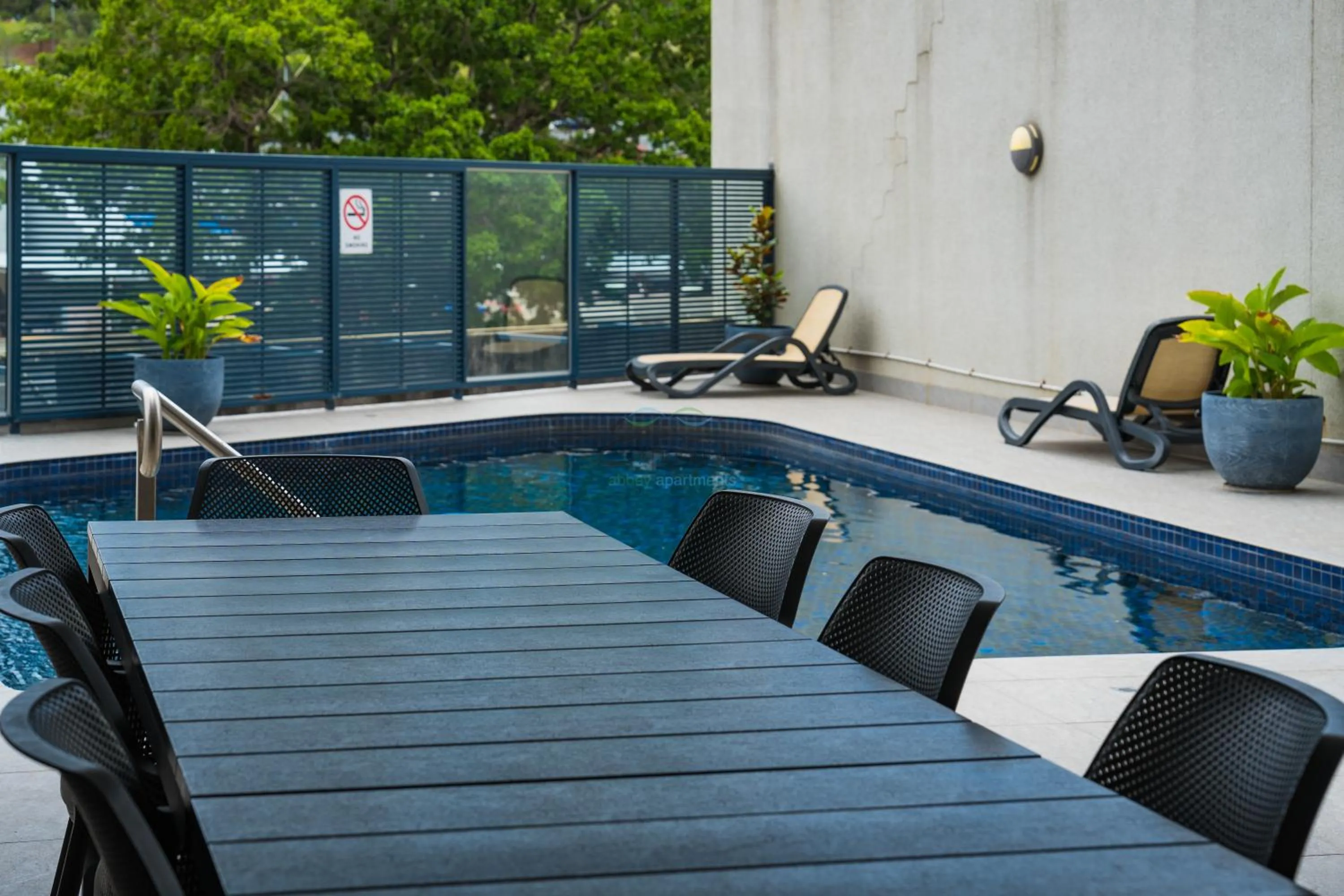 Abbey On Roma Hotel & Apartments