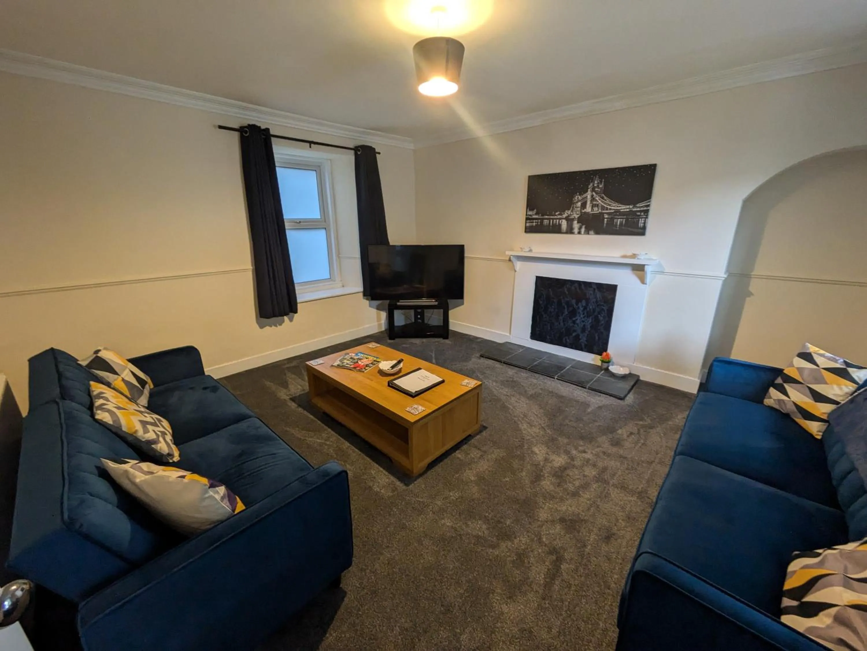 Living room in Buccleuch and Queensberry Arms Hotel
