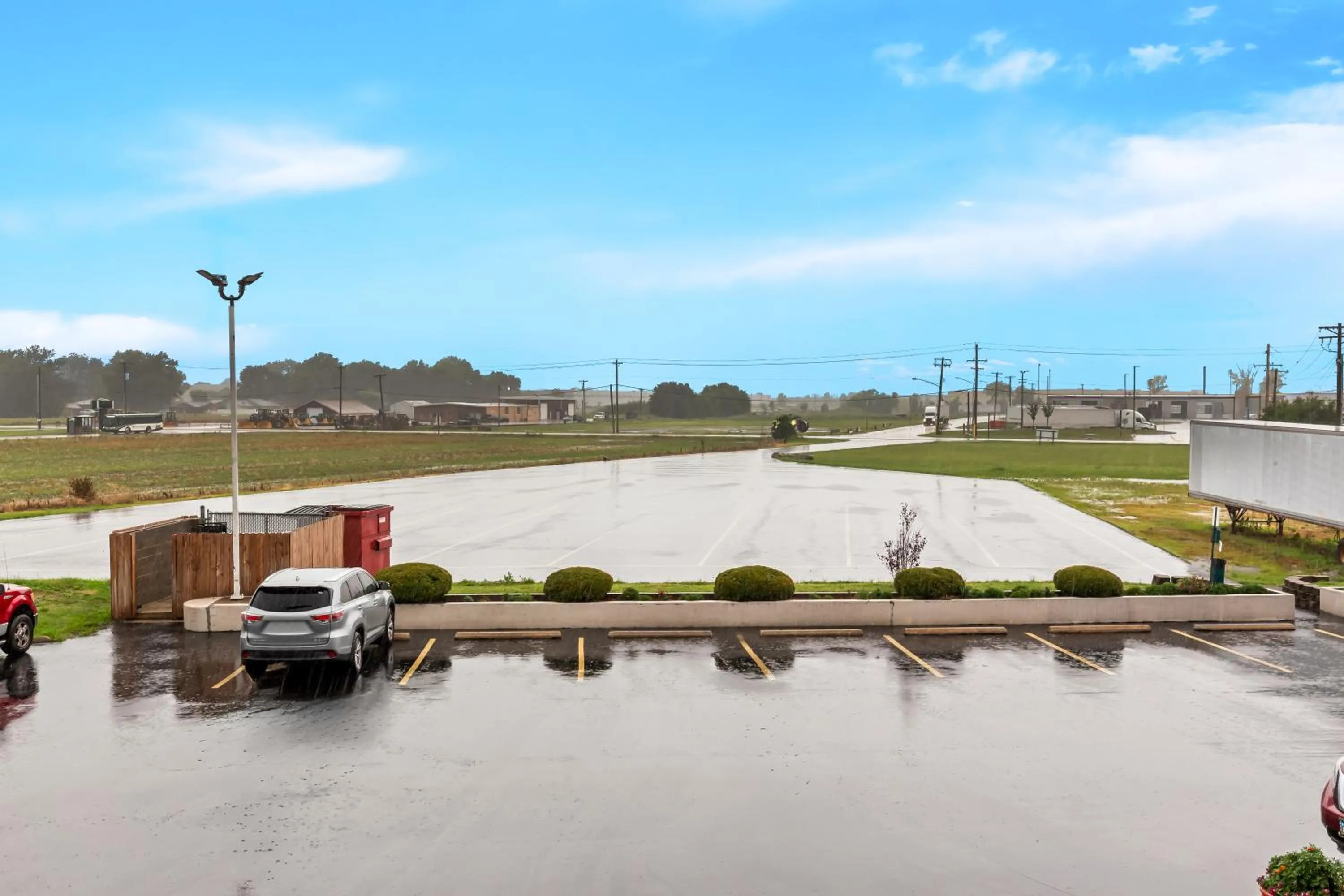 Parking in Red Lion Inn & Suites Saint Louis