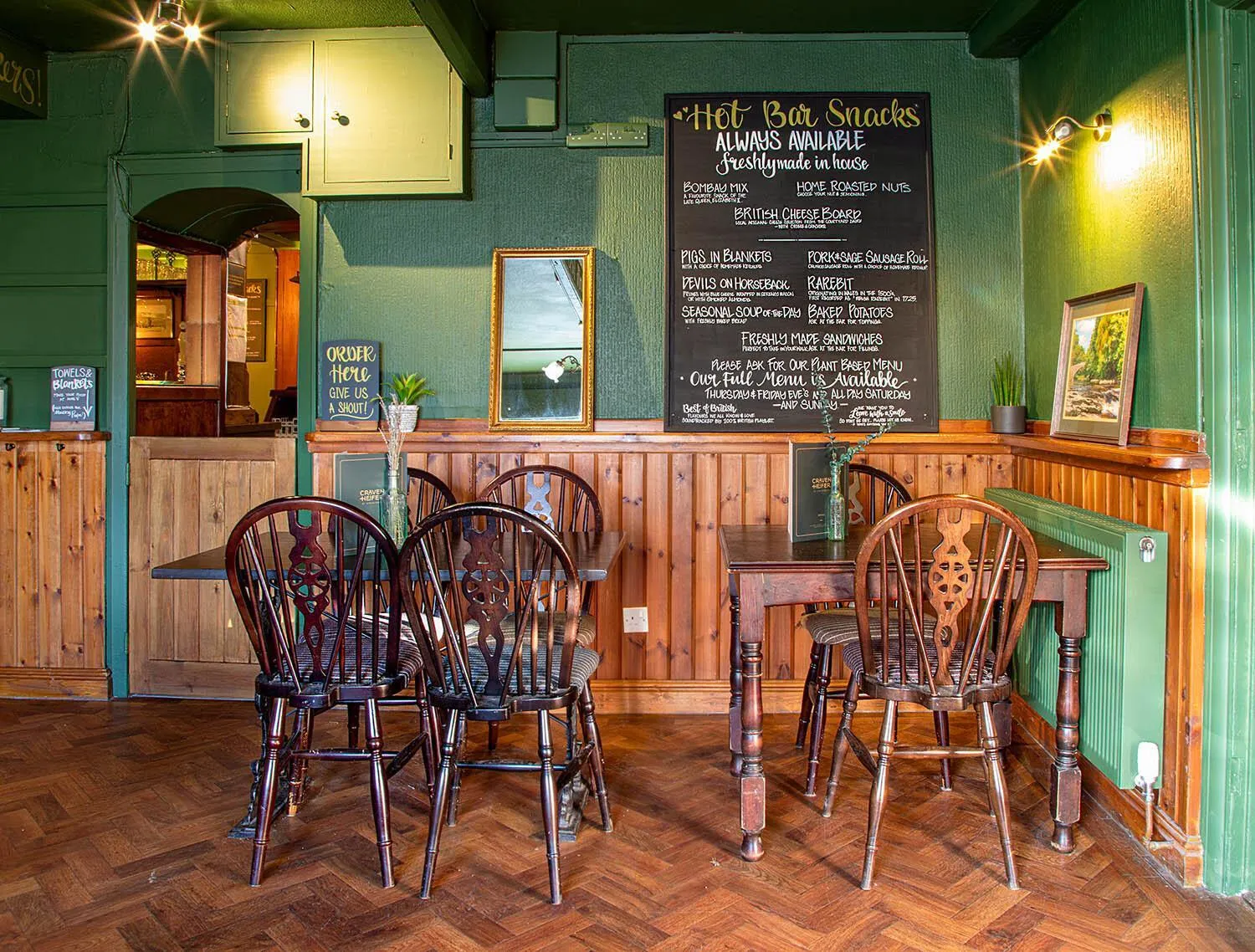 Dining area in The Craven Heifer at Stainforth