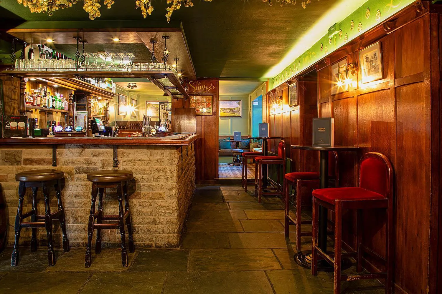 Lounge or bar in The Craven Heifer at Stainforth