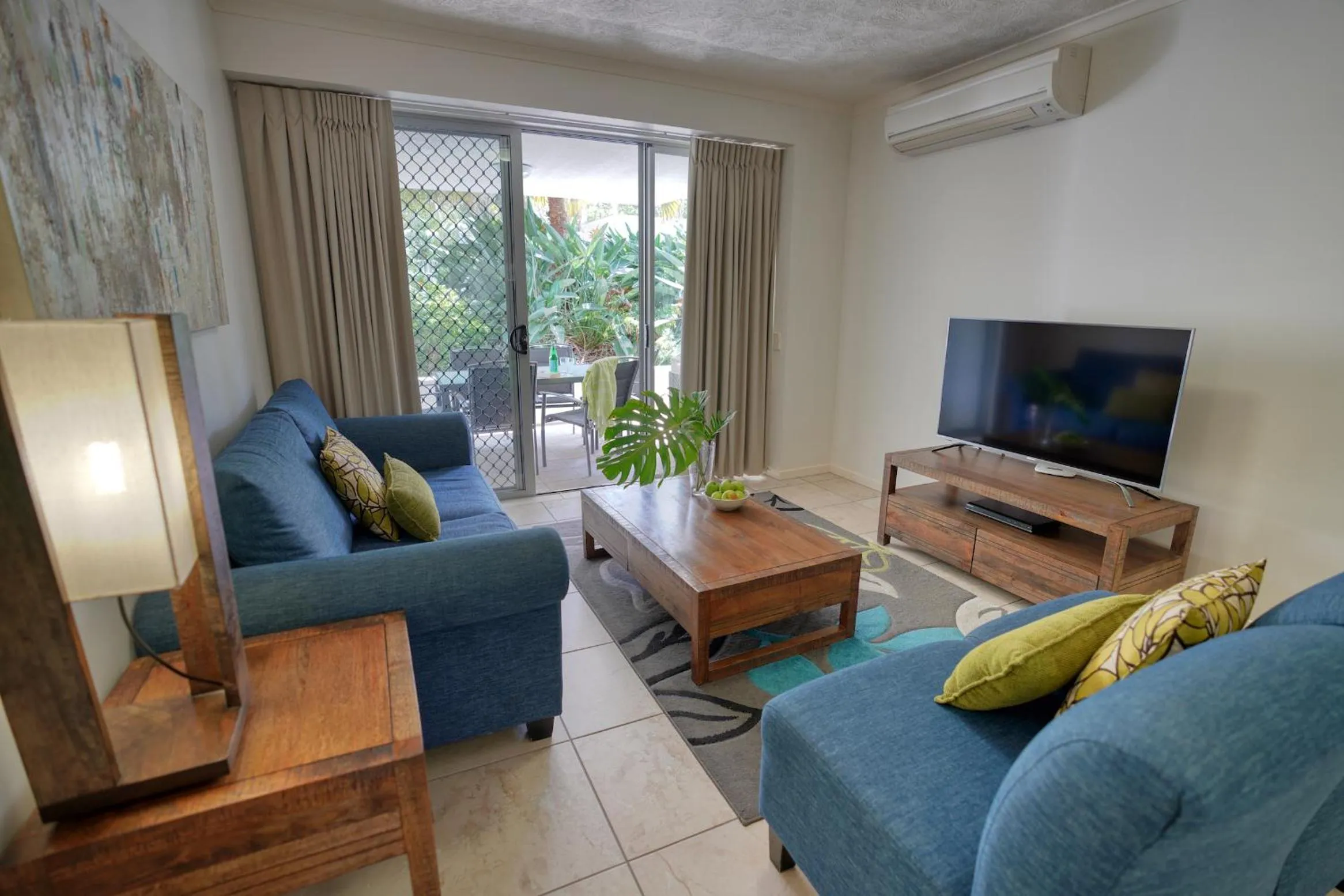 TV and multimedia in Coolum At The Beach