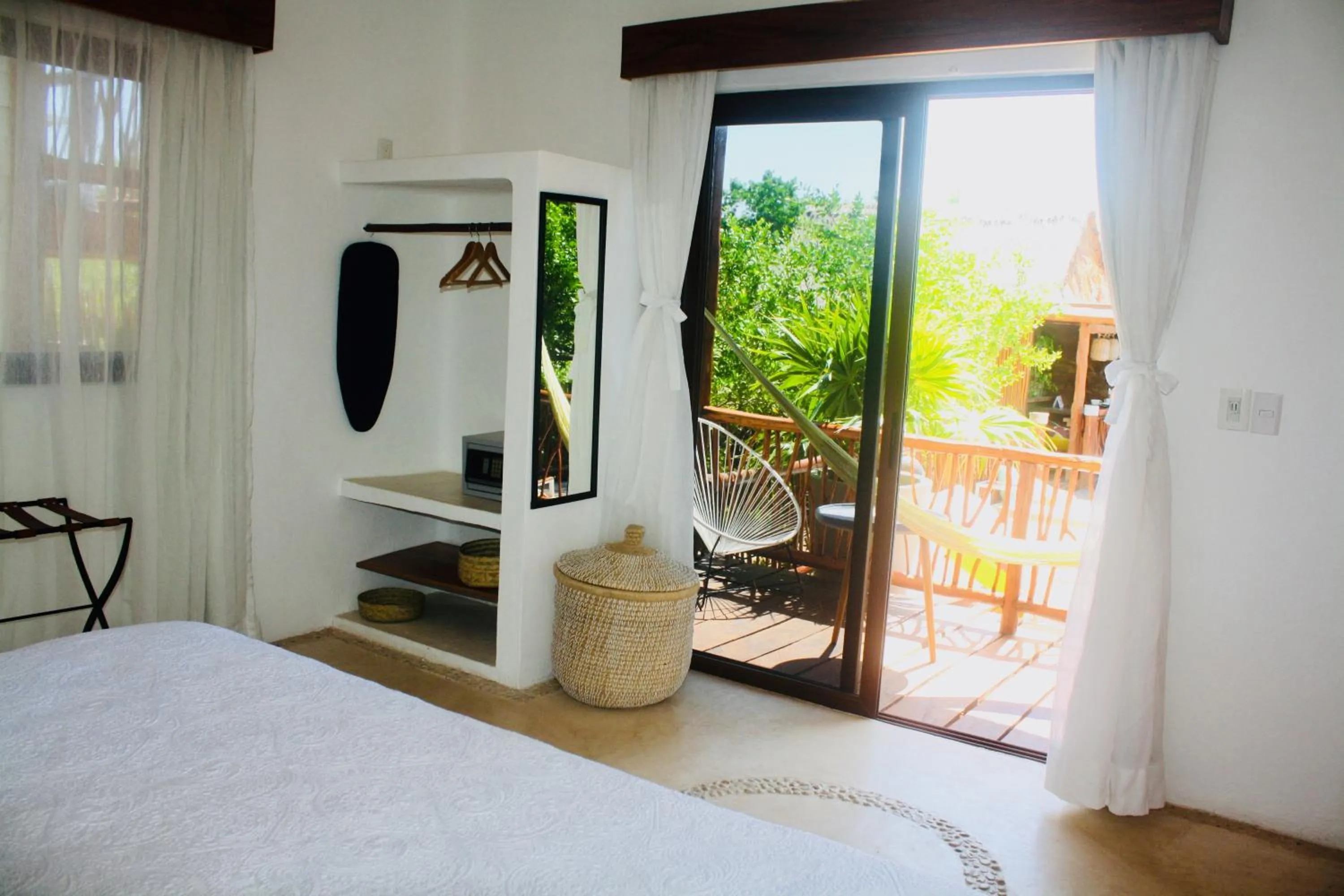 Bedroom, Bed in Hotel Casa HX - Adults Only