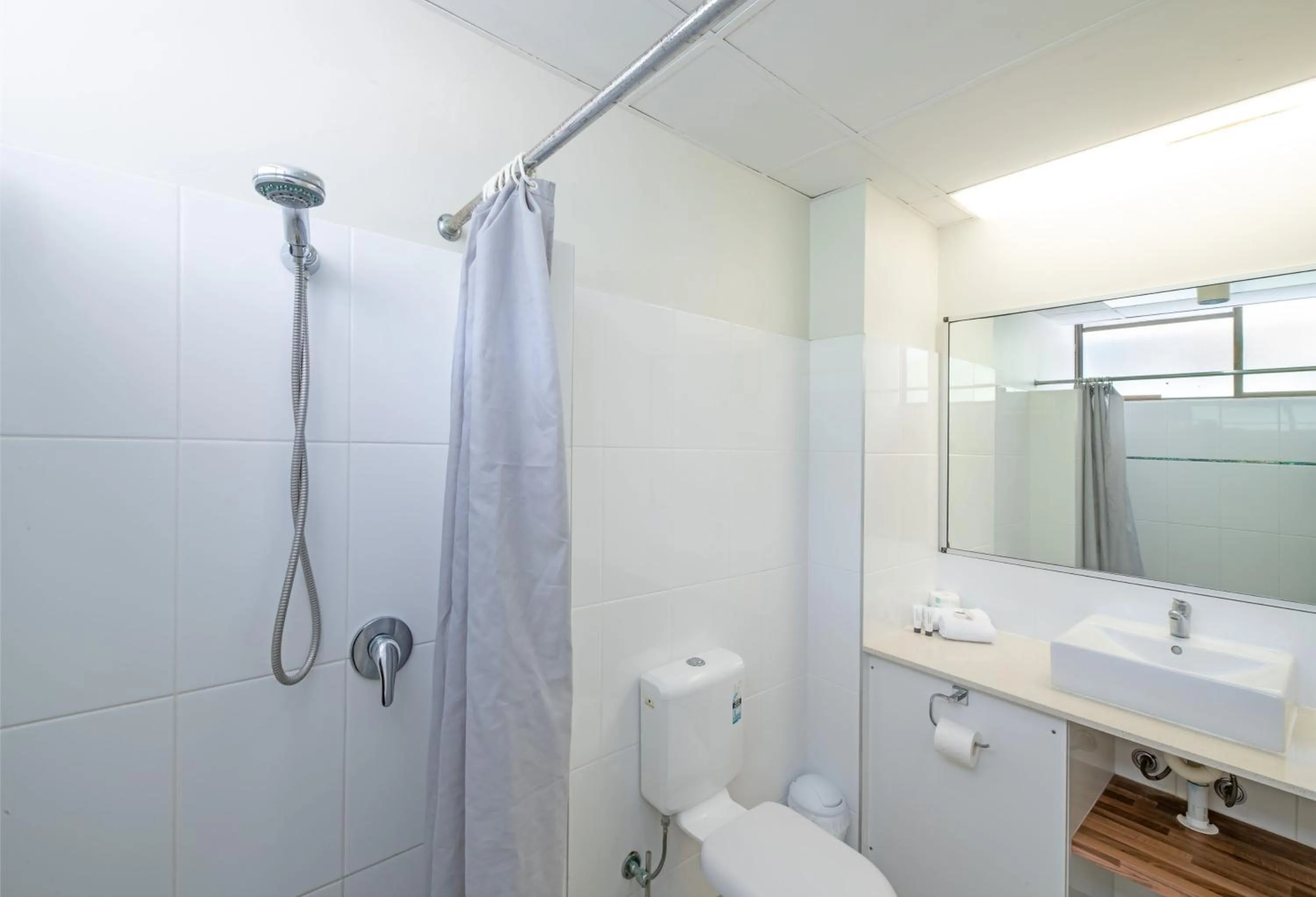 Shower in Whitsunday Terraces Resort