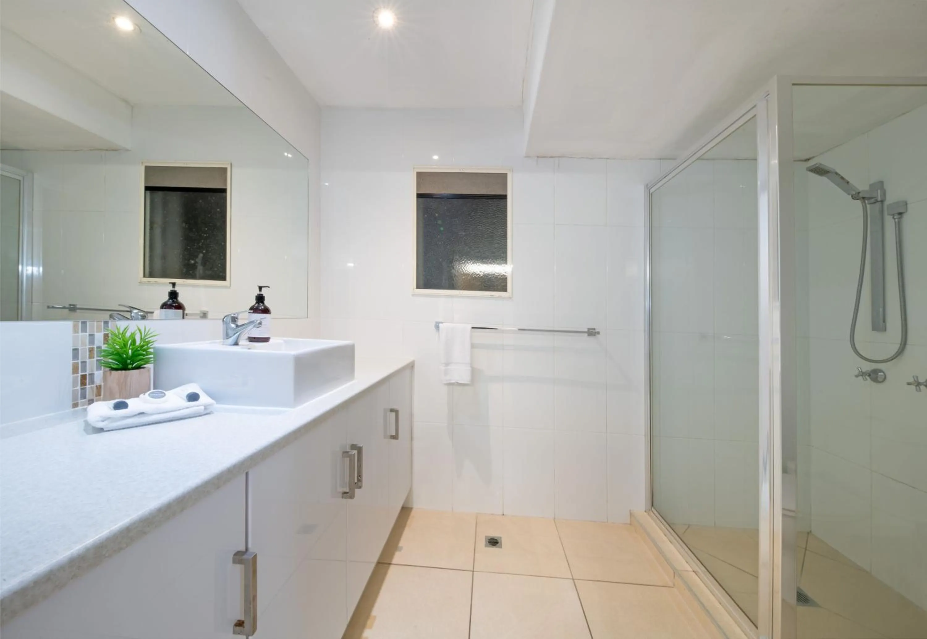 Shower in Whitsunday Terraces Resort