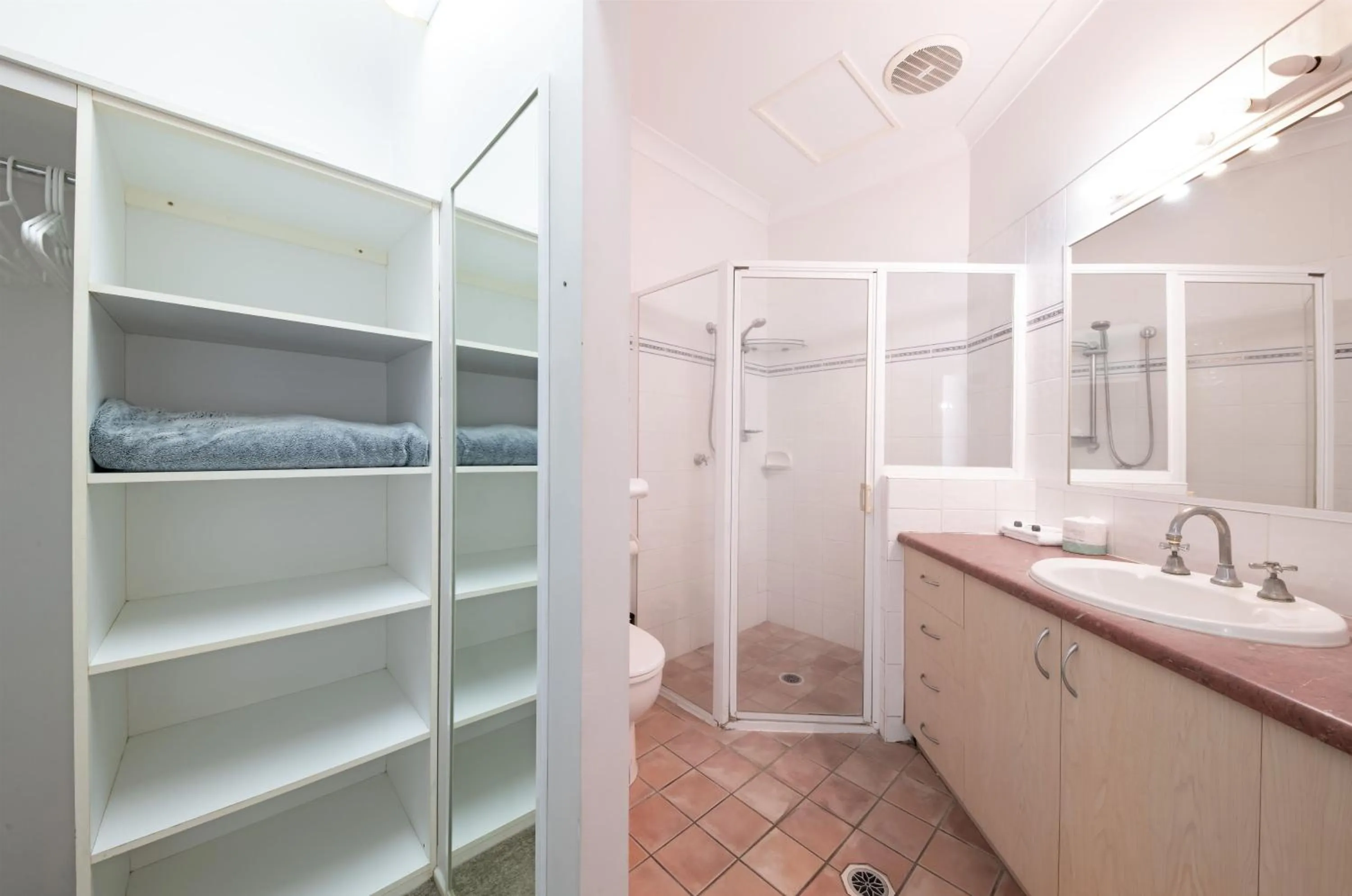 Shower in Whitsunday Terraces Resort