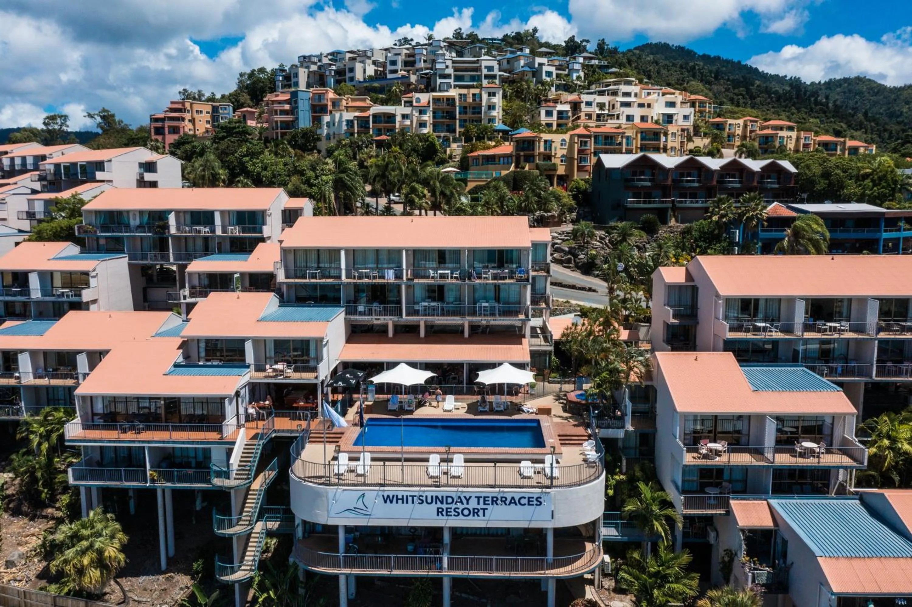 Property building in Whitsunday Terraces Resort