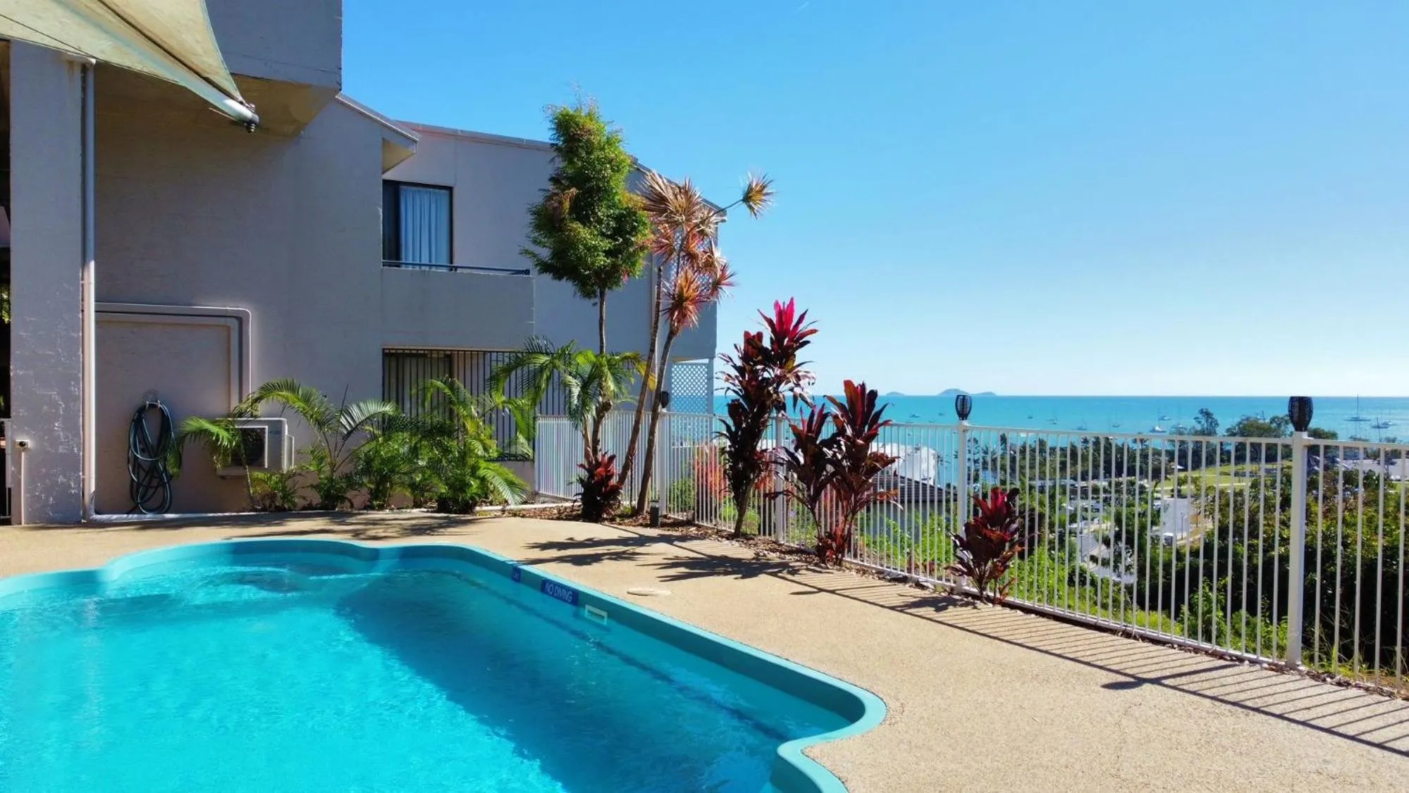 Day in Whitsunday Terraces Resort