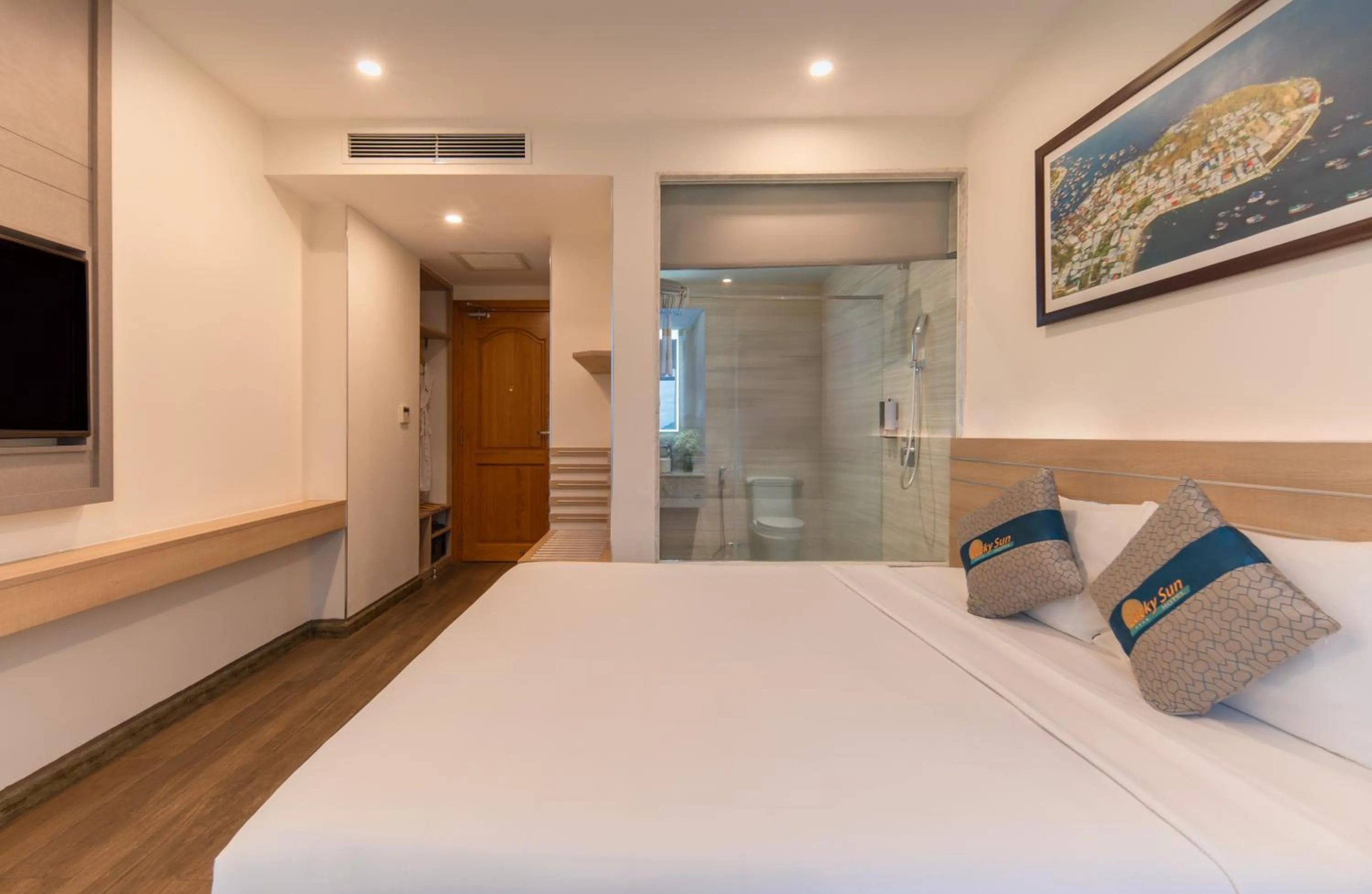 Bed in Lucky Sun Hotel Nha Trang Beach