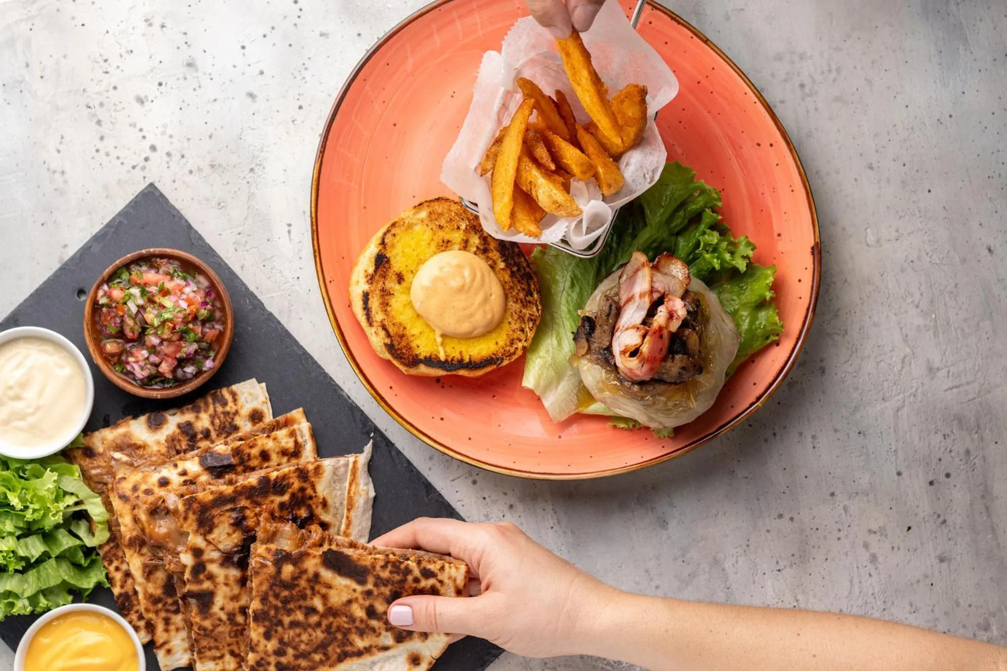 Restaurant/places to eat in Pumilio Mountain & Ocean Hotel