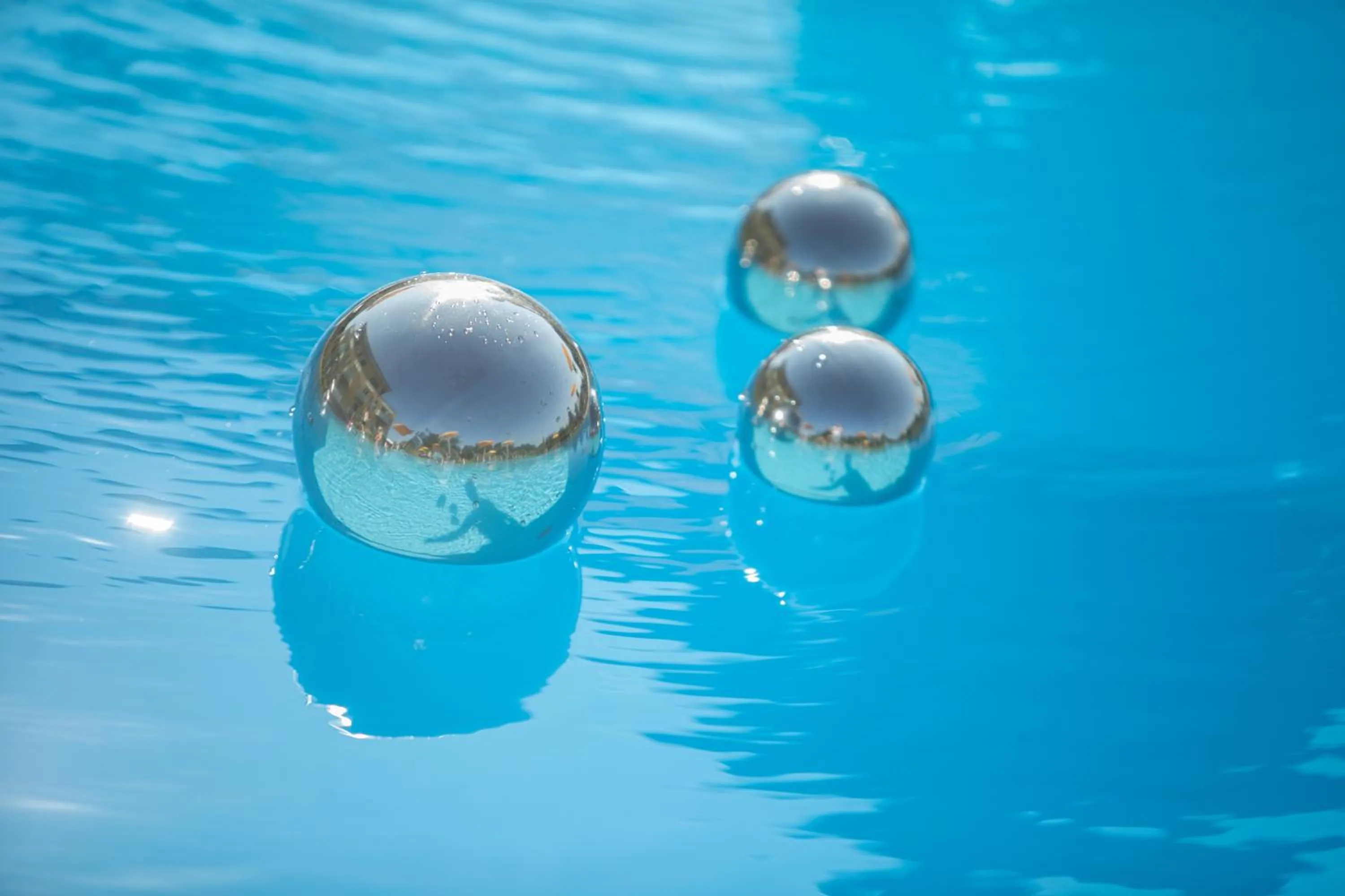 Swimming pool in Hotel Garni Toscanina - Adults Only