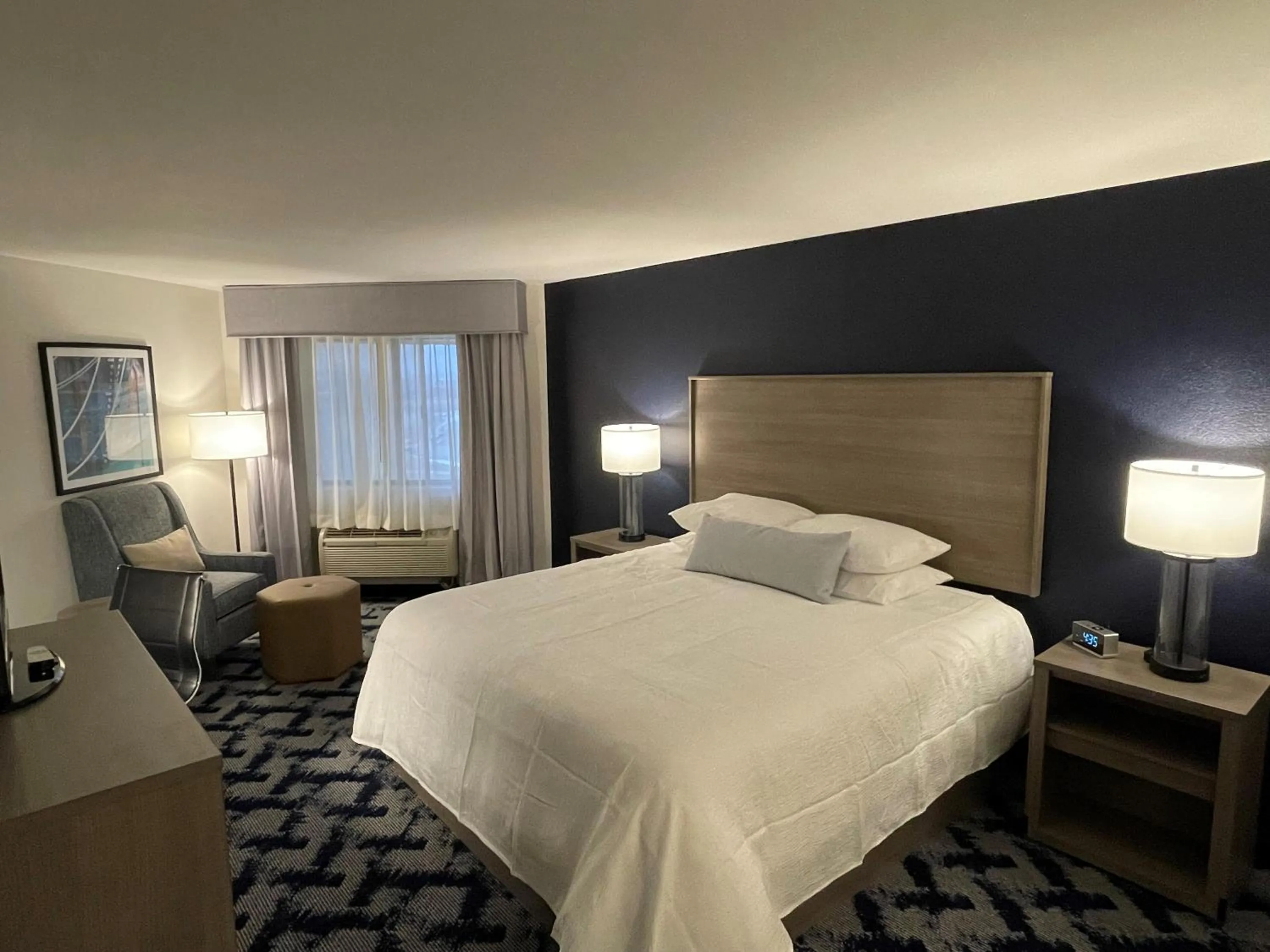 Photo of the whole room, Bed in The Inn on Maritime Bay, an Ascend Collection Hotel