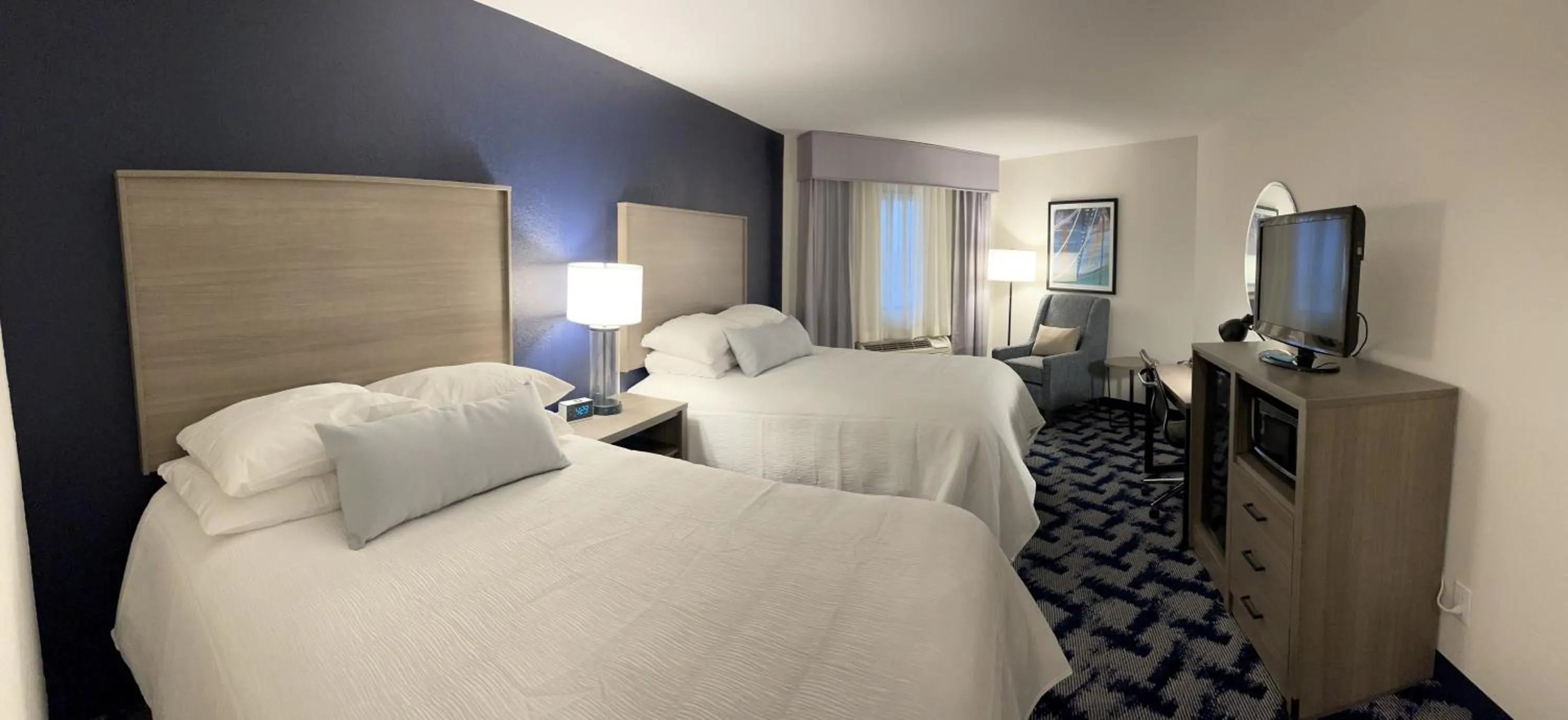 Photo of the whole room, Bed in The Inn on Maritime Bay, an Ascend Collection Hotel