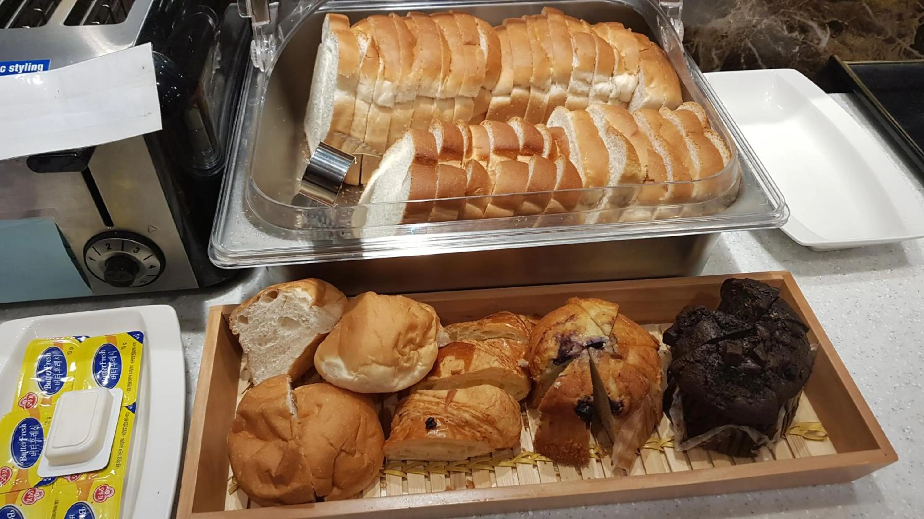 Breakfast in Symphony Hotel