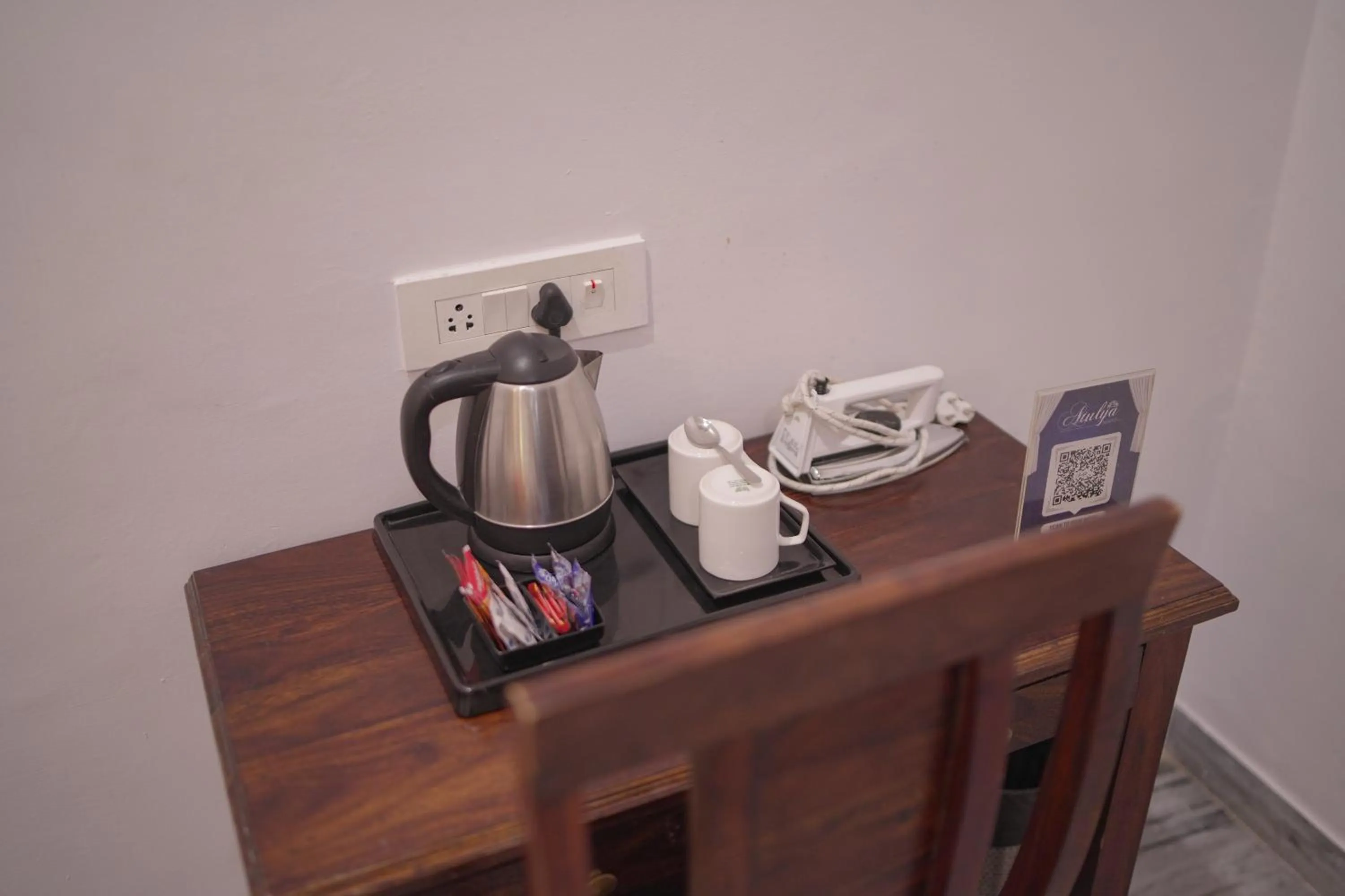 Coffee/tea facilities in Atulya Niwas