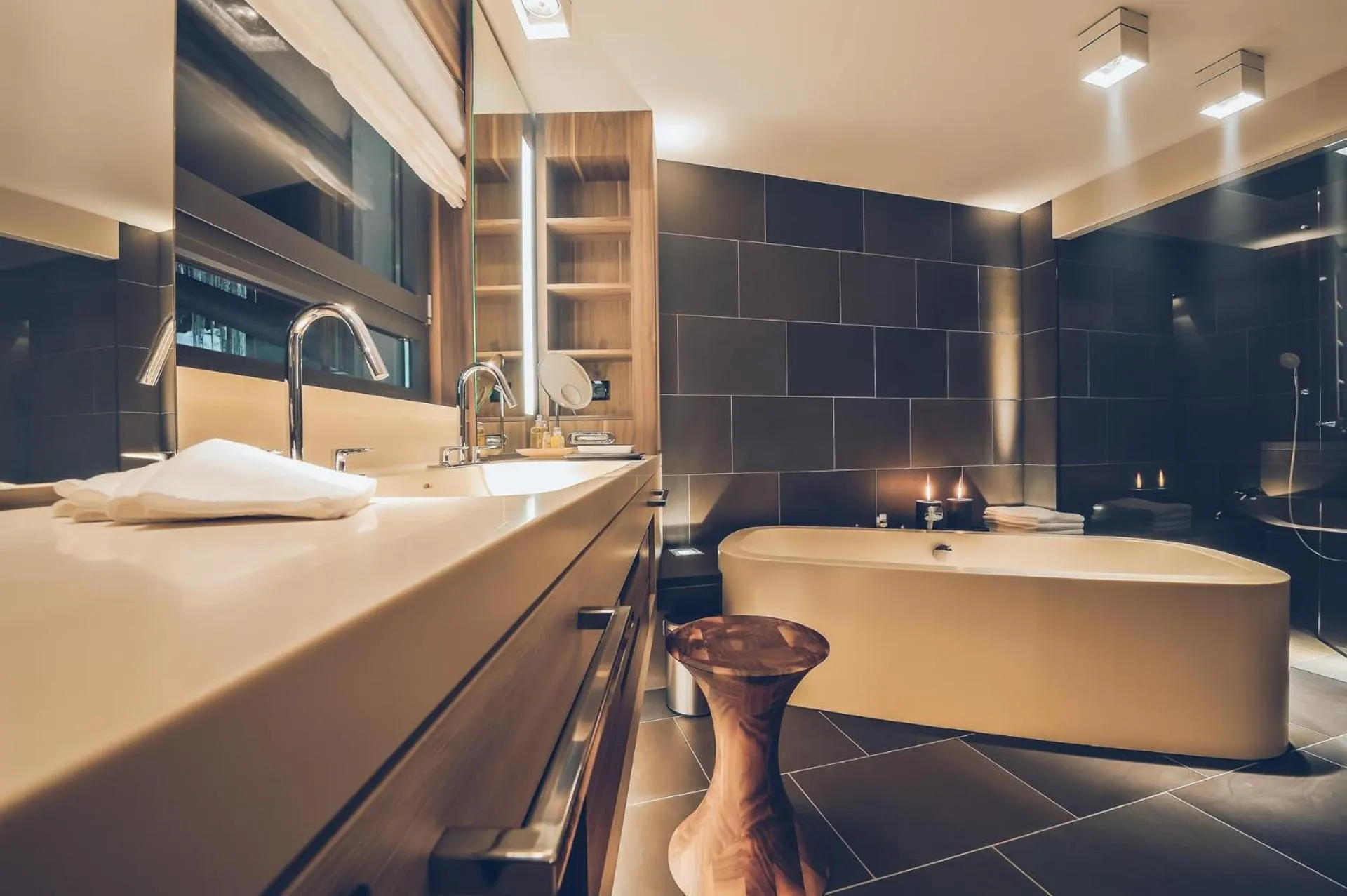 Bathroom in Elizabeth Arthotel Adults Only