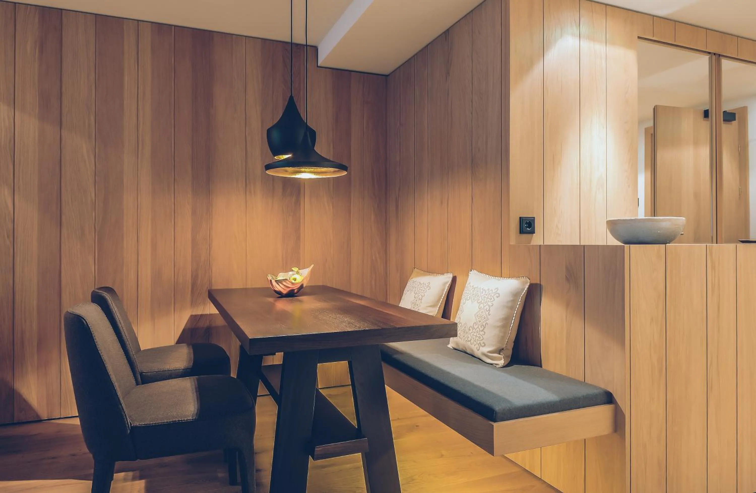 Decorative detail in Elizabeth Arthotel Adults Only