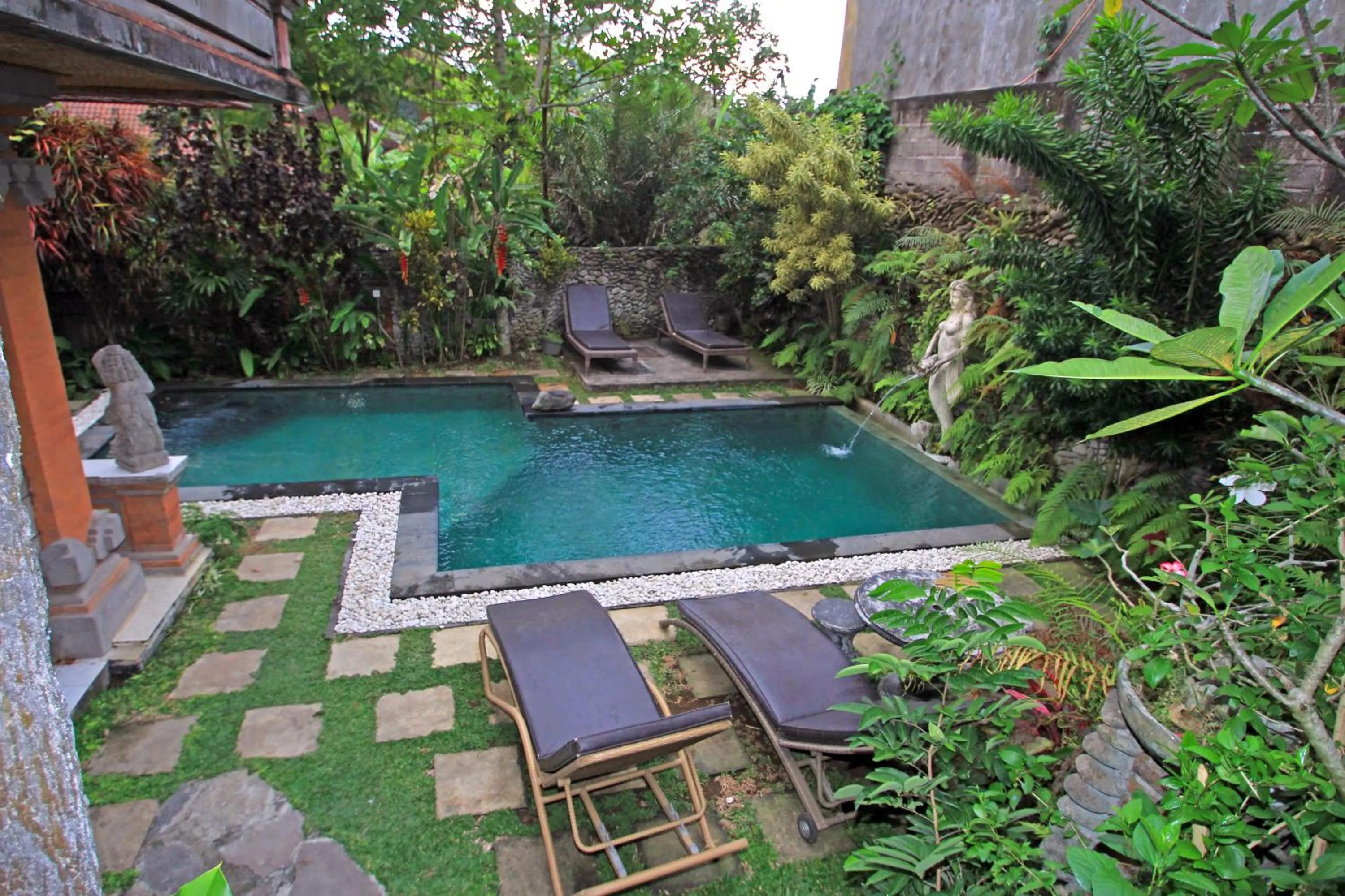 Swimming pool in Pering Bungalow Ubud