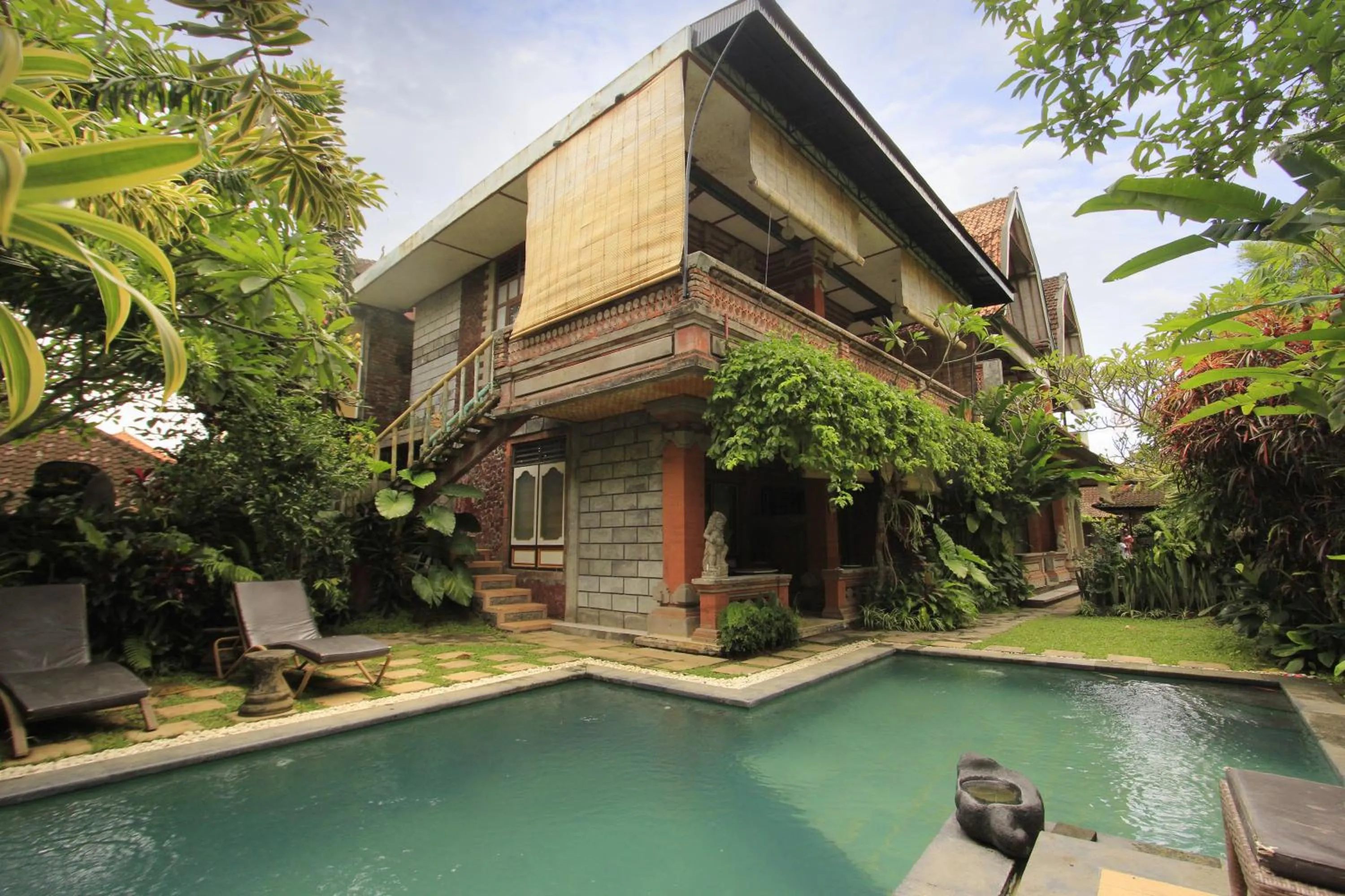 Pool view in Pering Bungalow Ubud