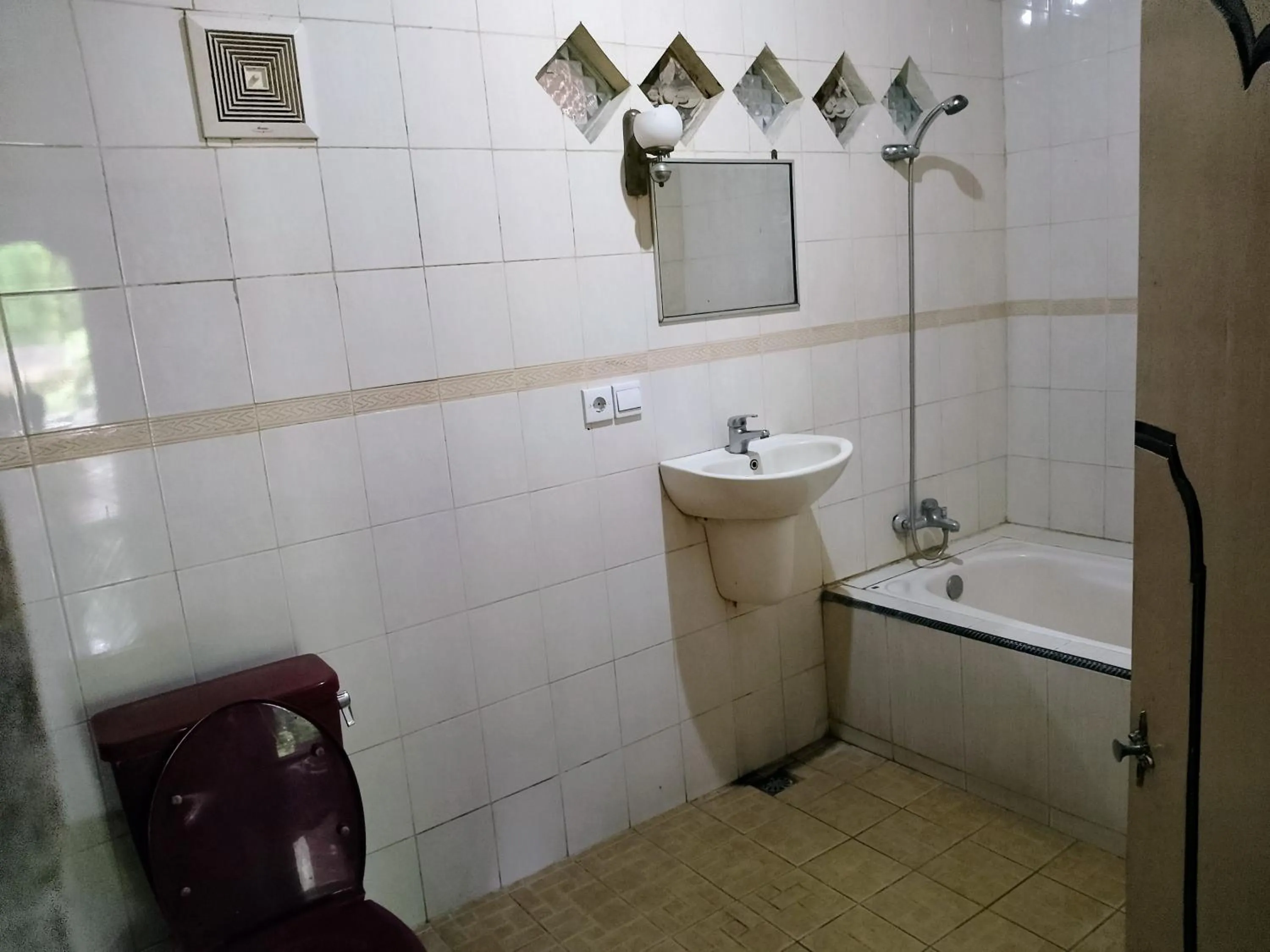 Bathroom in Pering Bungalow Ubud