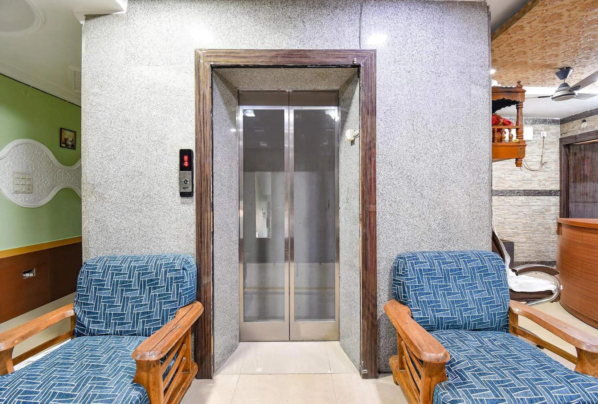 elevator in FabHotel Elements Inn