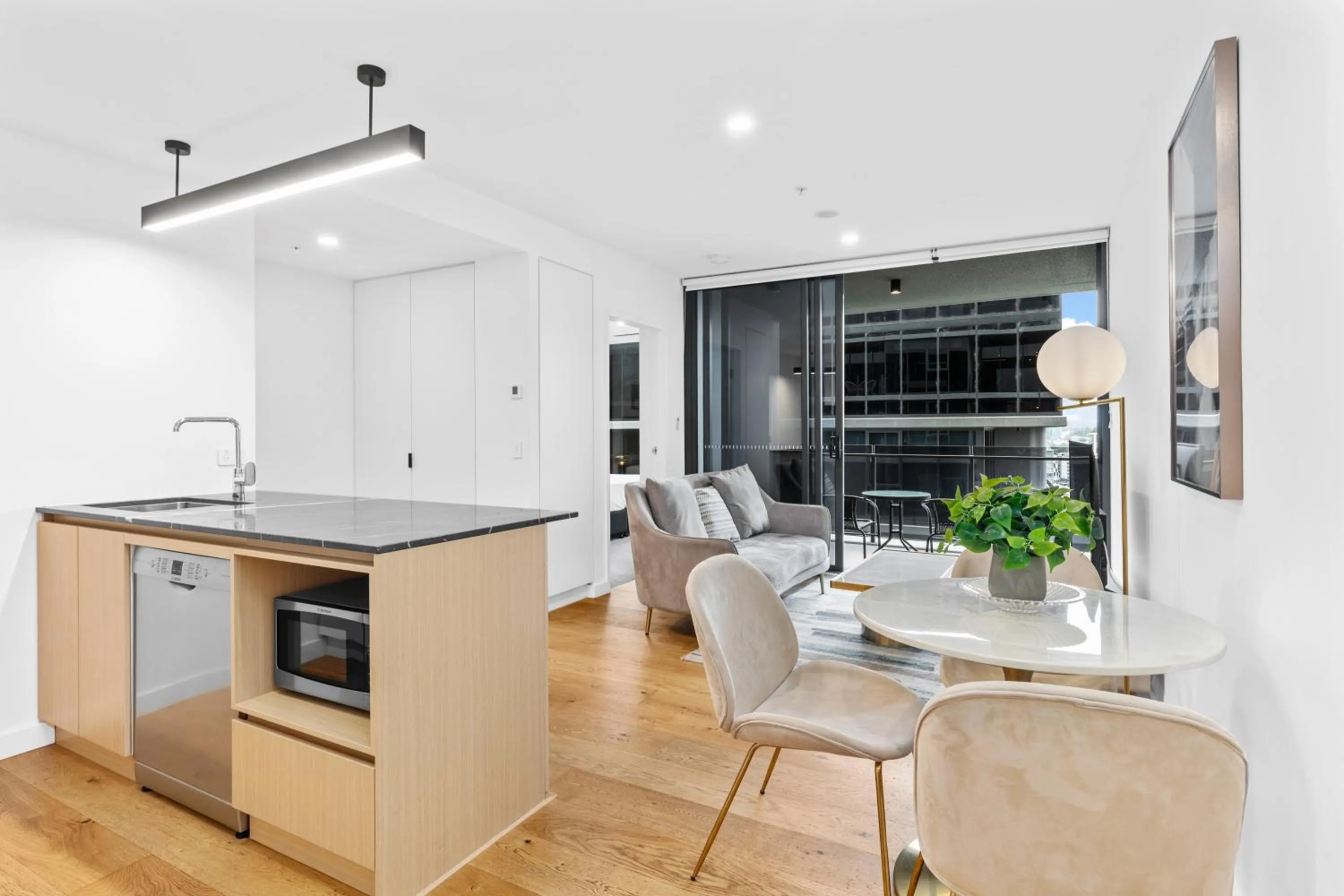 Kitchen or kitchenette in Brisbane One Apartments by CLLIX